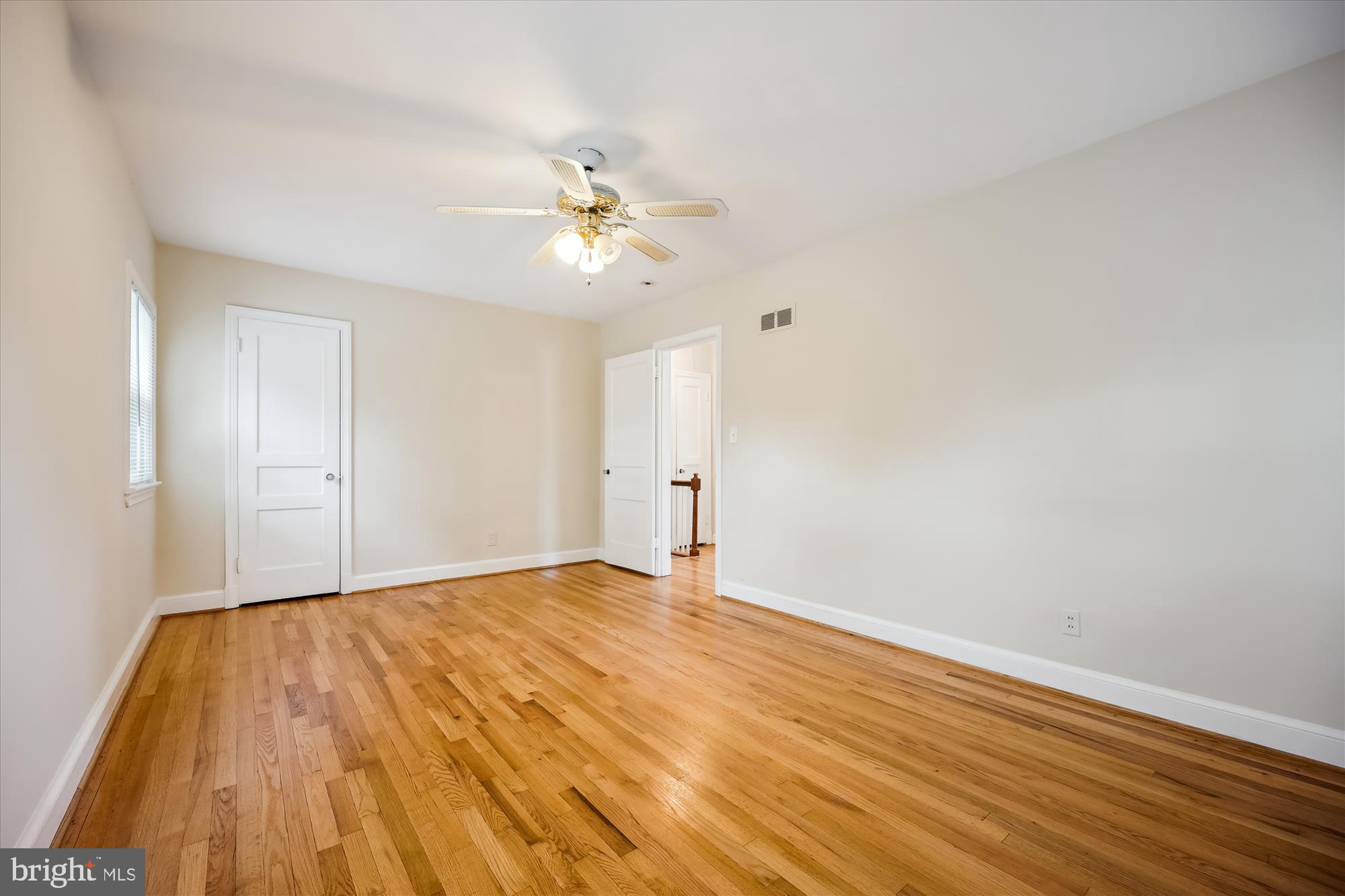 GLENVIEW - Residential