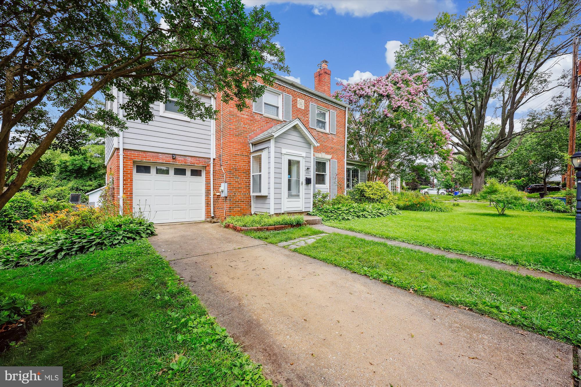 GLENVIEW - Residential