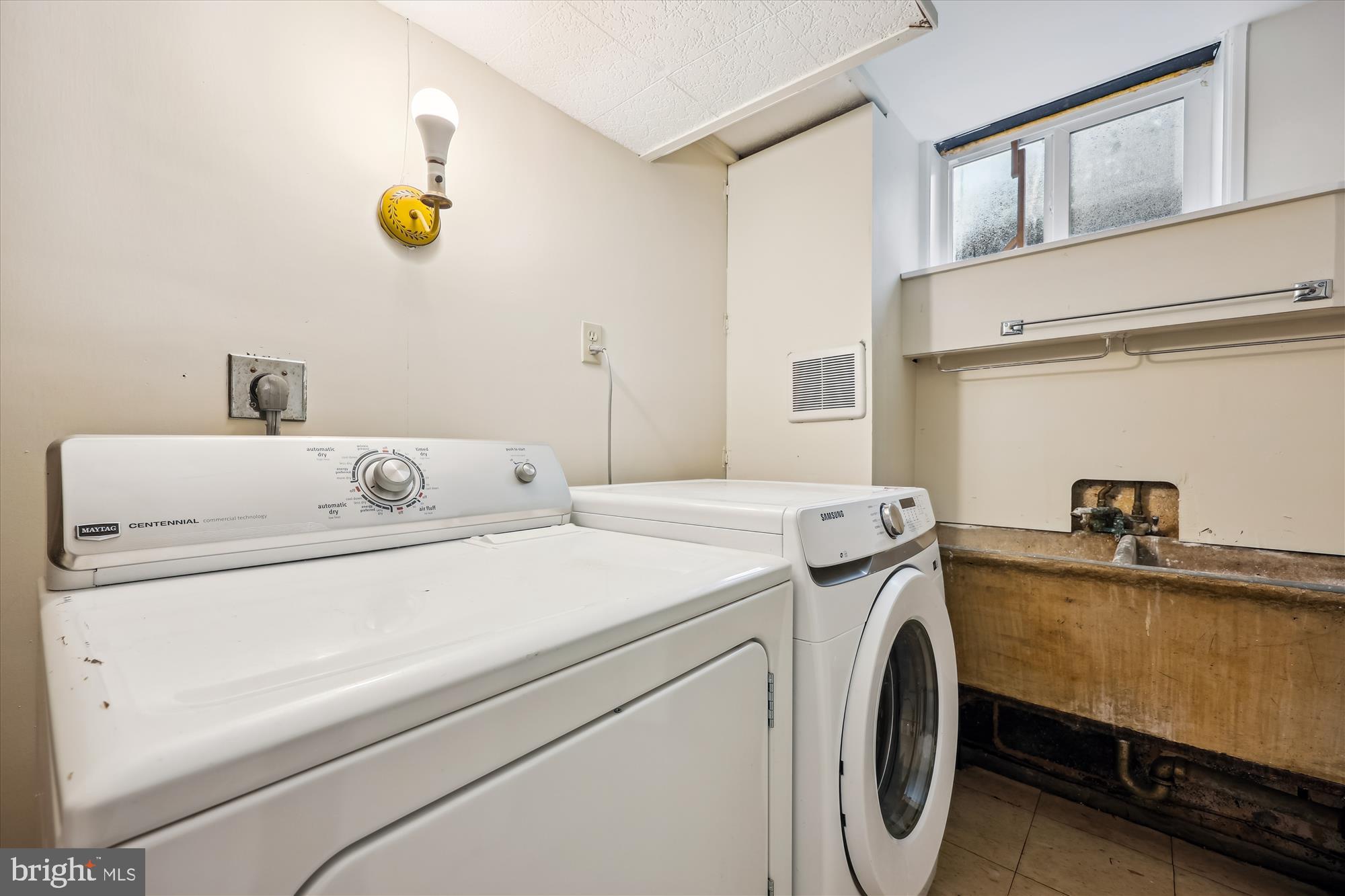 GLENVIEW - Residential