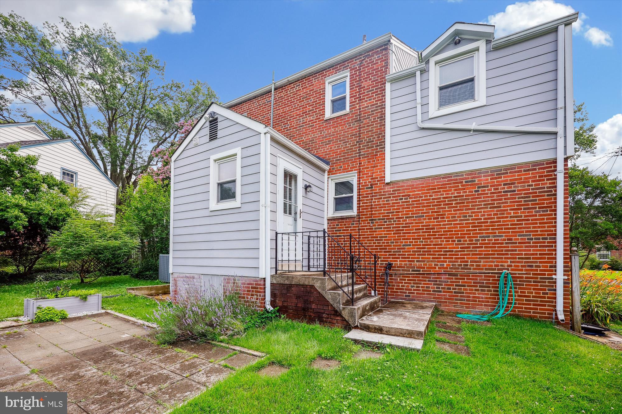 GLENVIEW - Residential