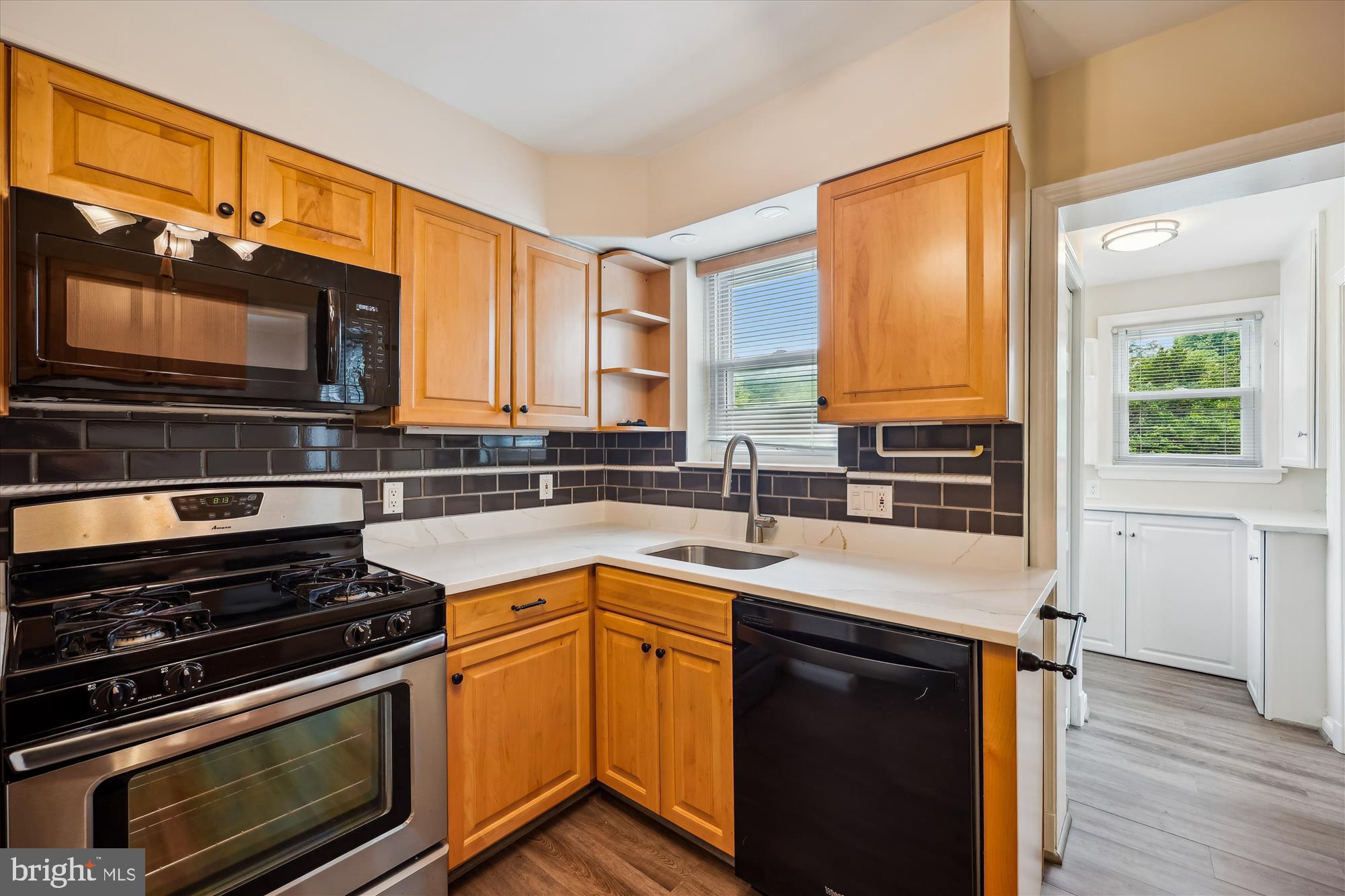 GLENVIEW - Residential