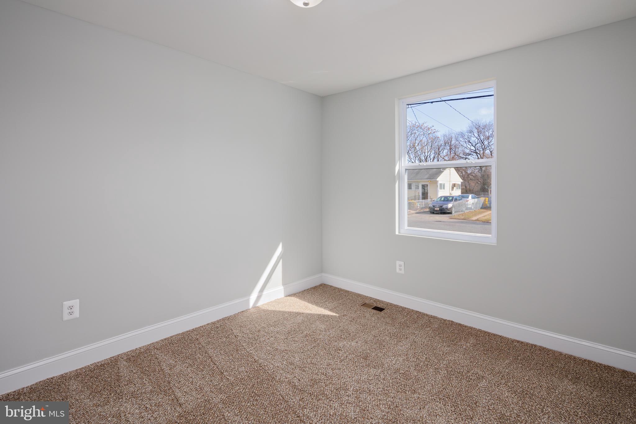 KINGS HEIGHTS - Residential