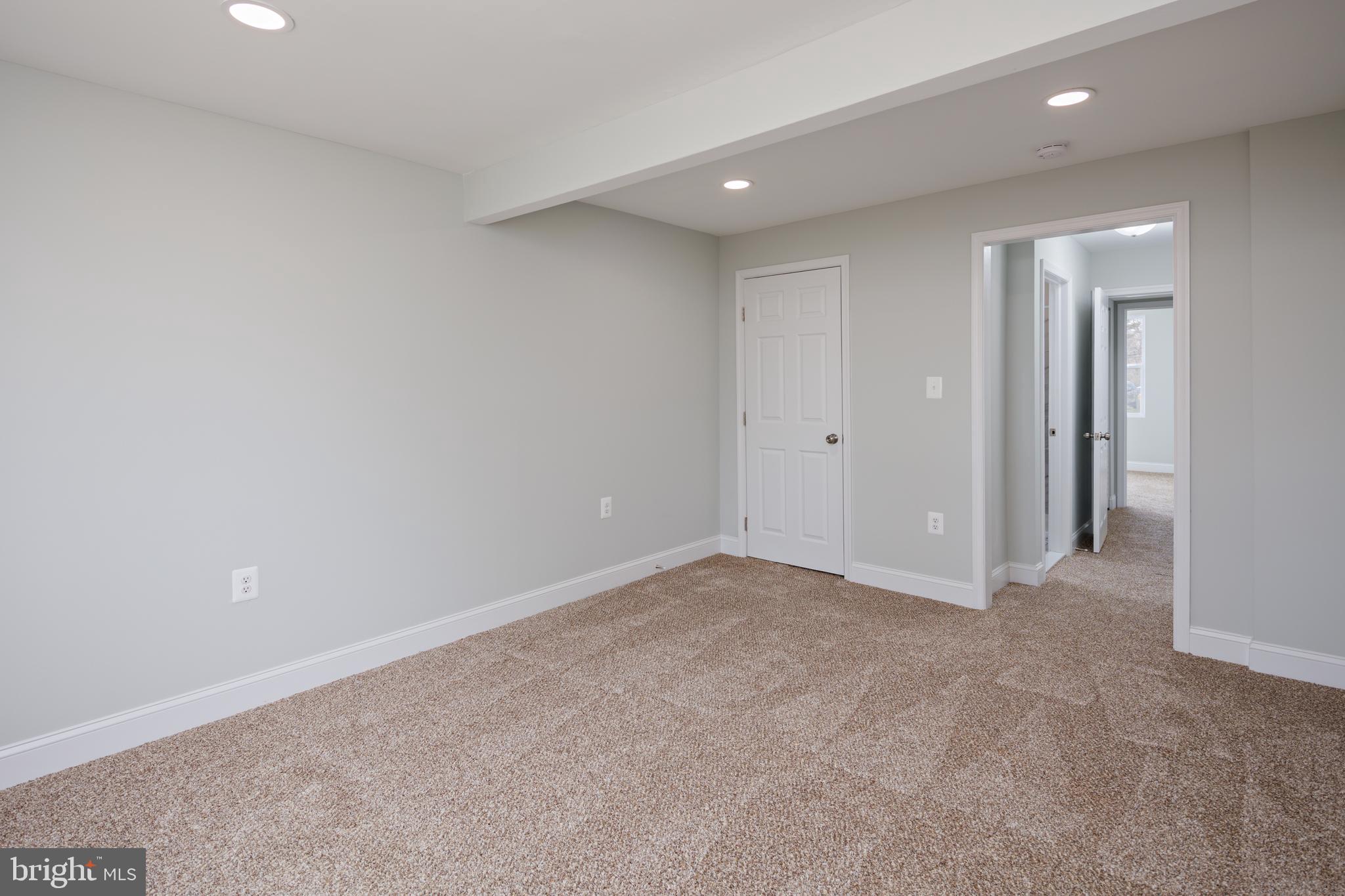 KINGS HEIGHTS - Residential