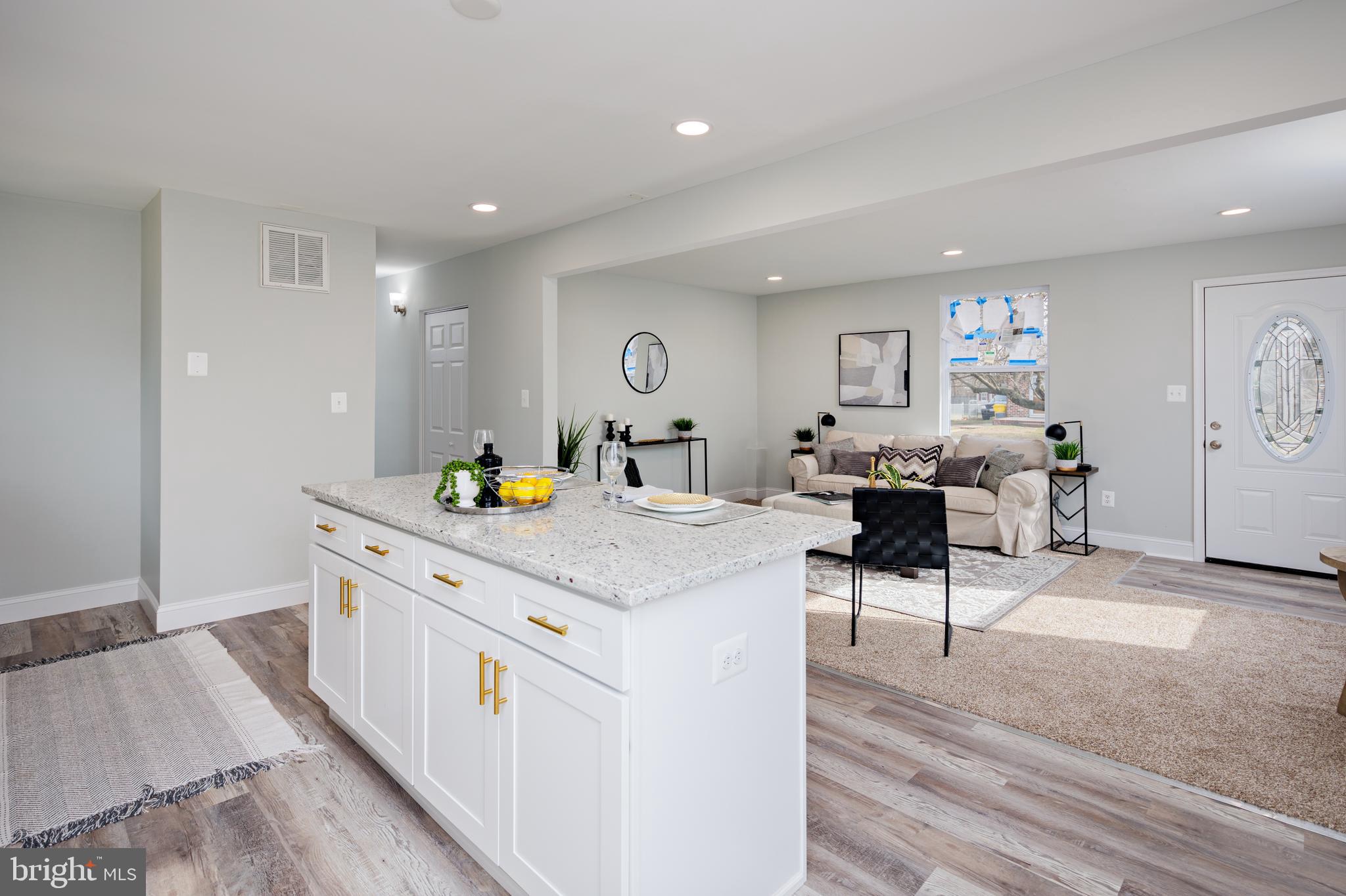 KINGS HEIGHTS - Residential