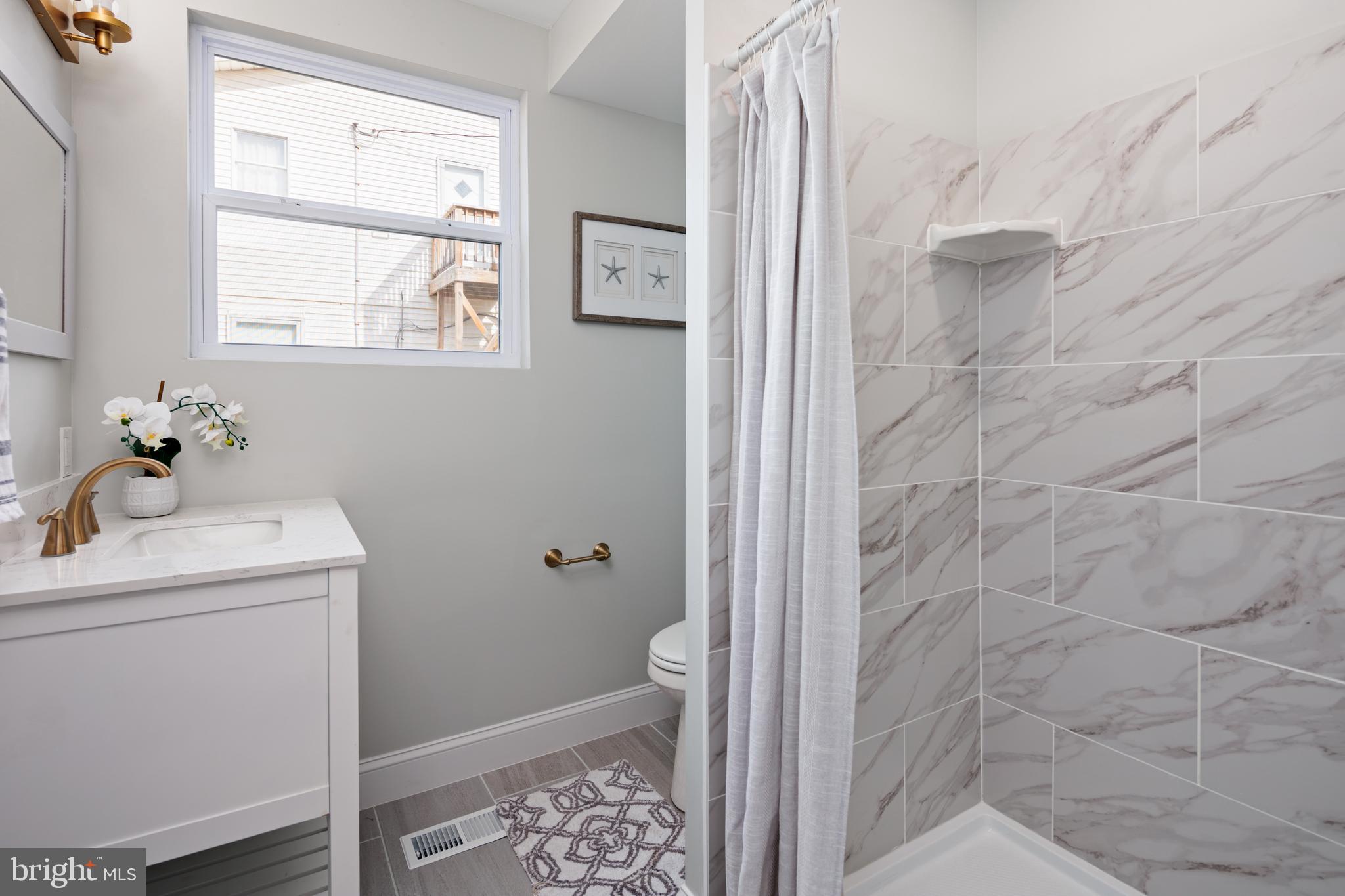 KINGS HEIGHTS - Residential