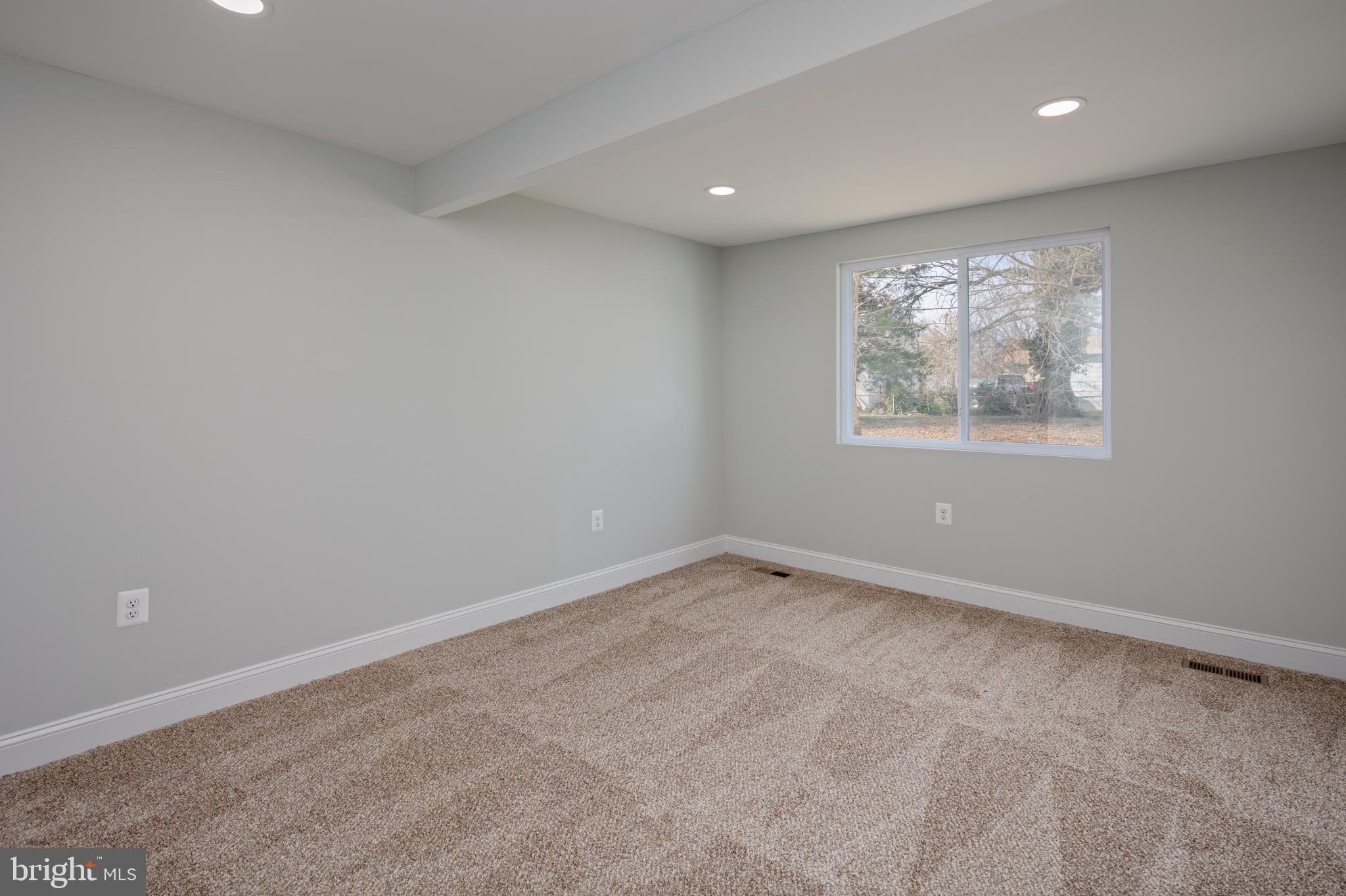 KINGS HEIGHTS - Residential