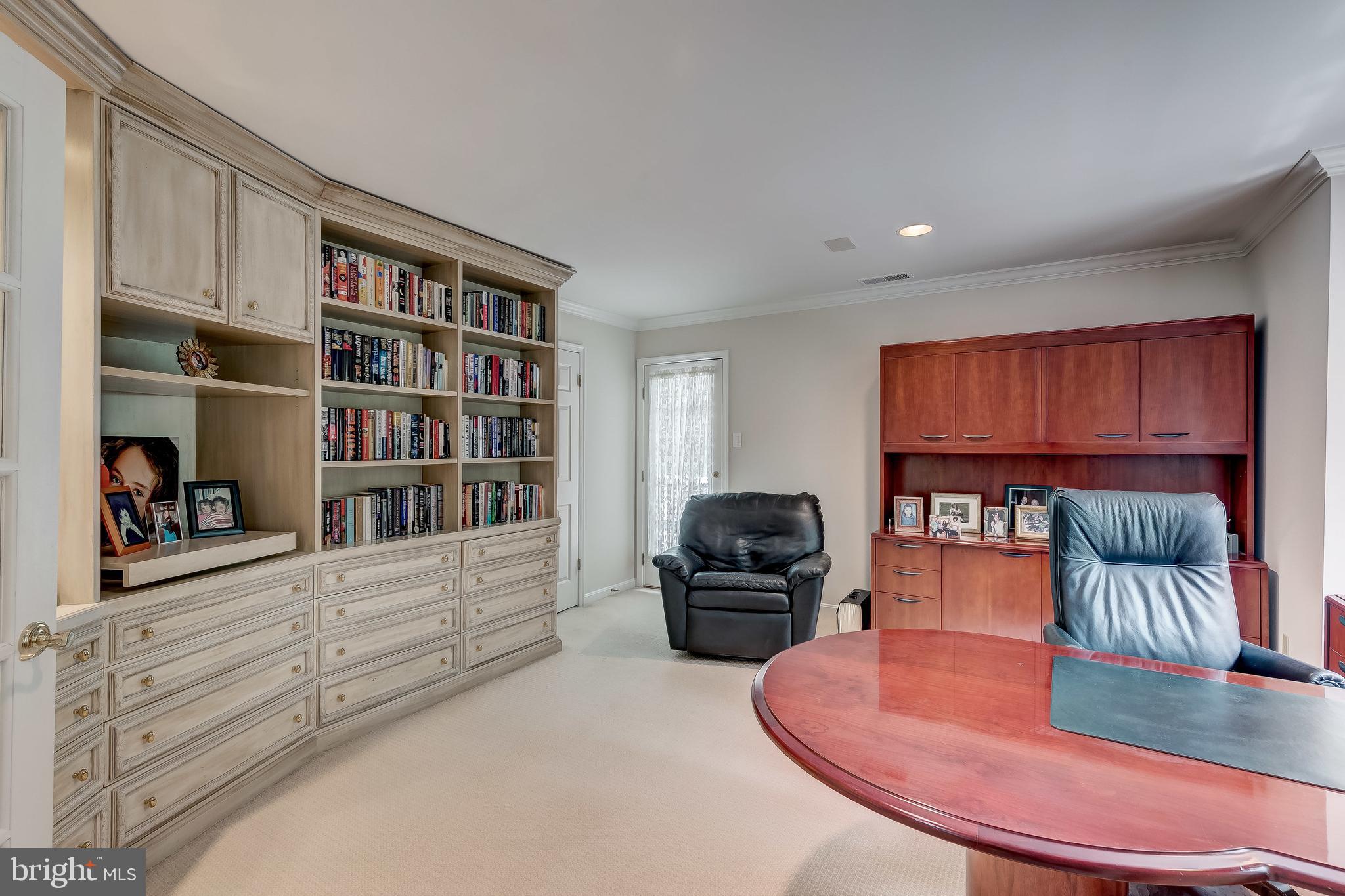 HUNTINGTON - Residential