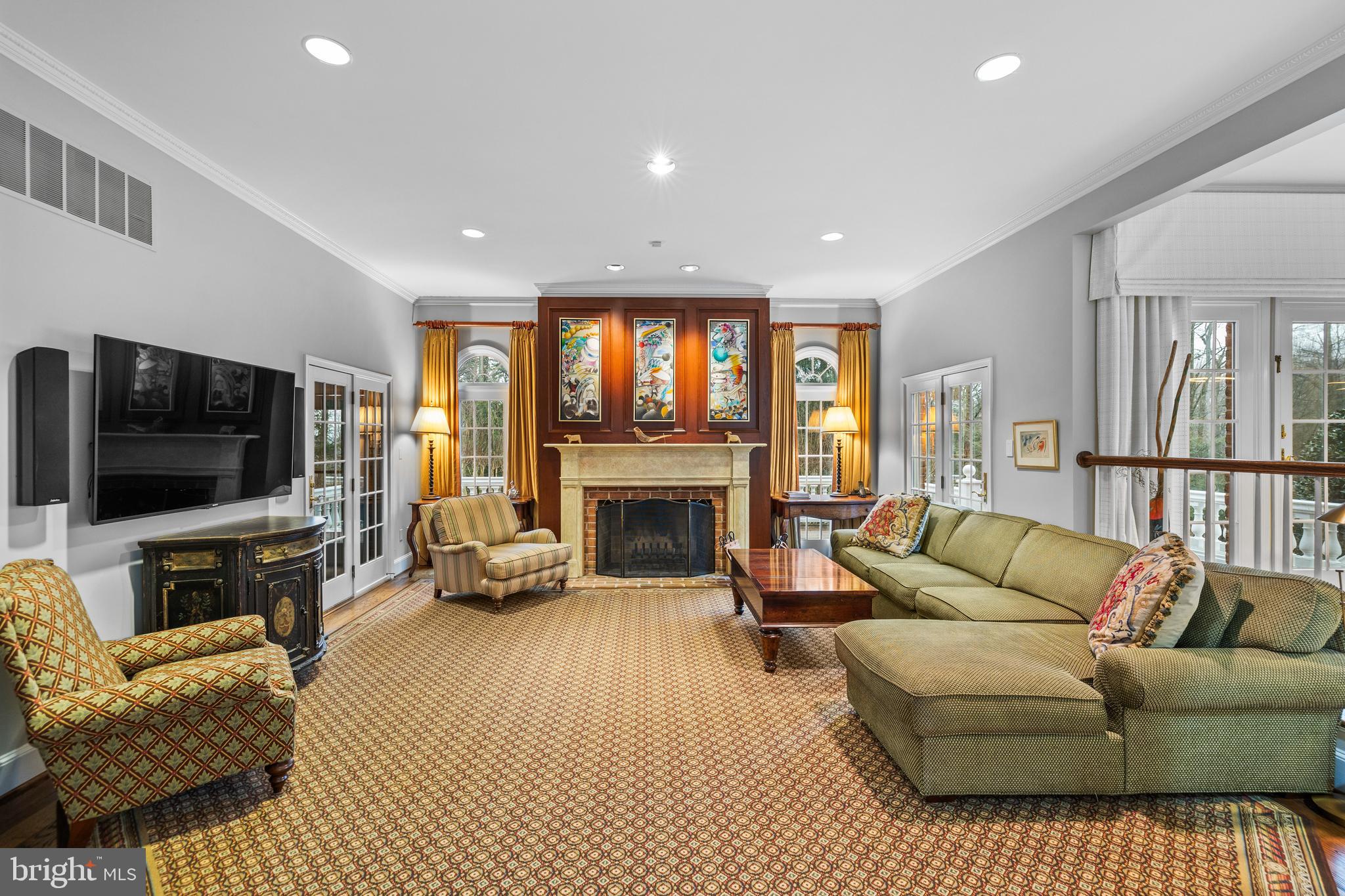 HUNTINGTON - Residential