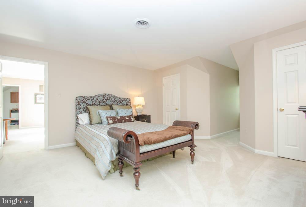 HUNTINGTON - Residential