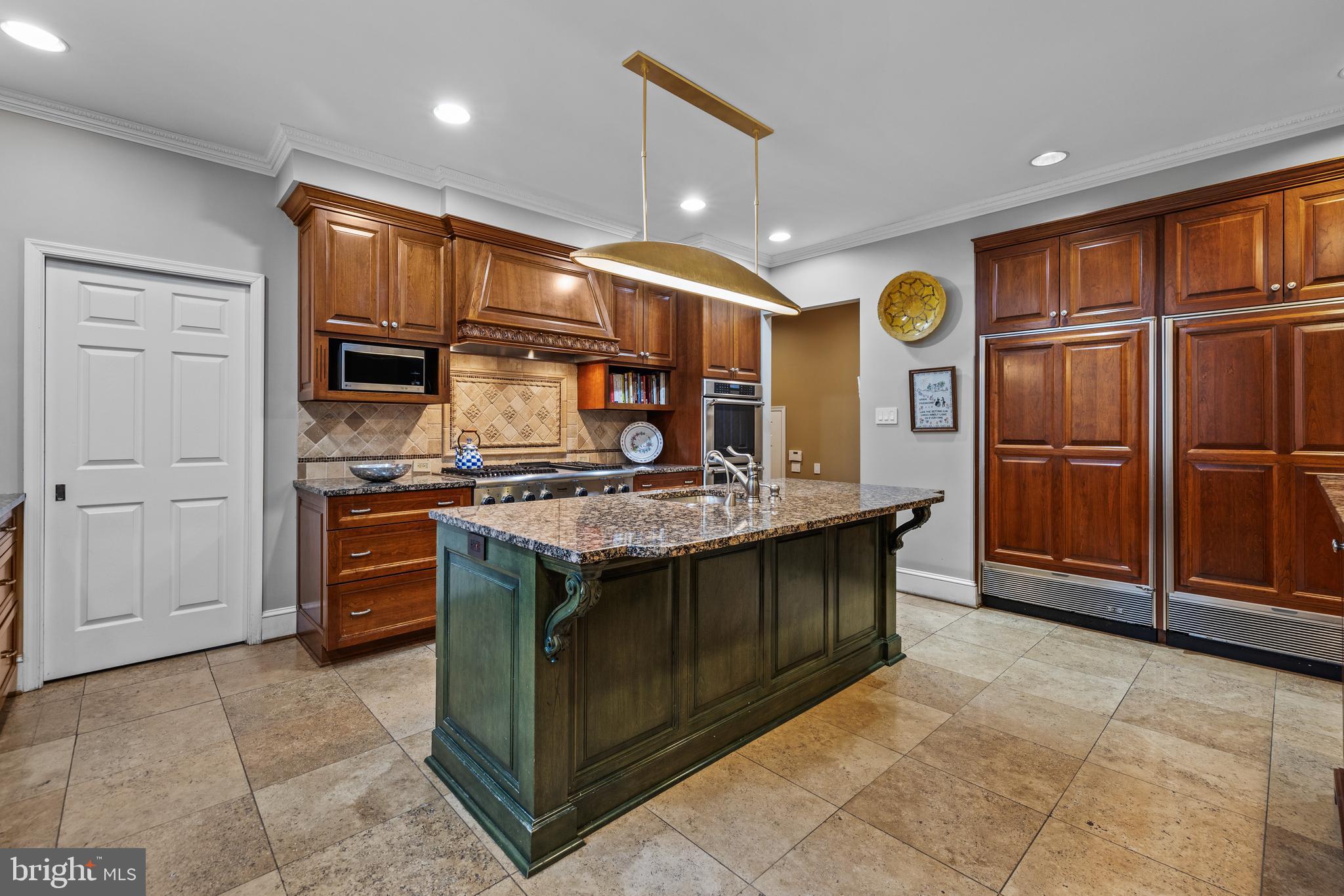 HUNTINGTON - Residential