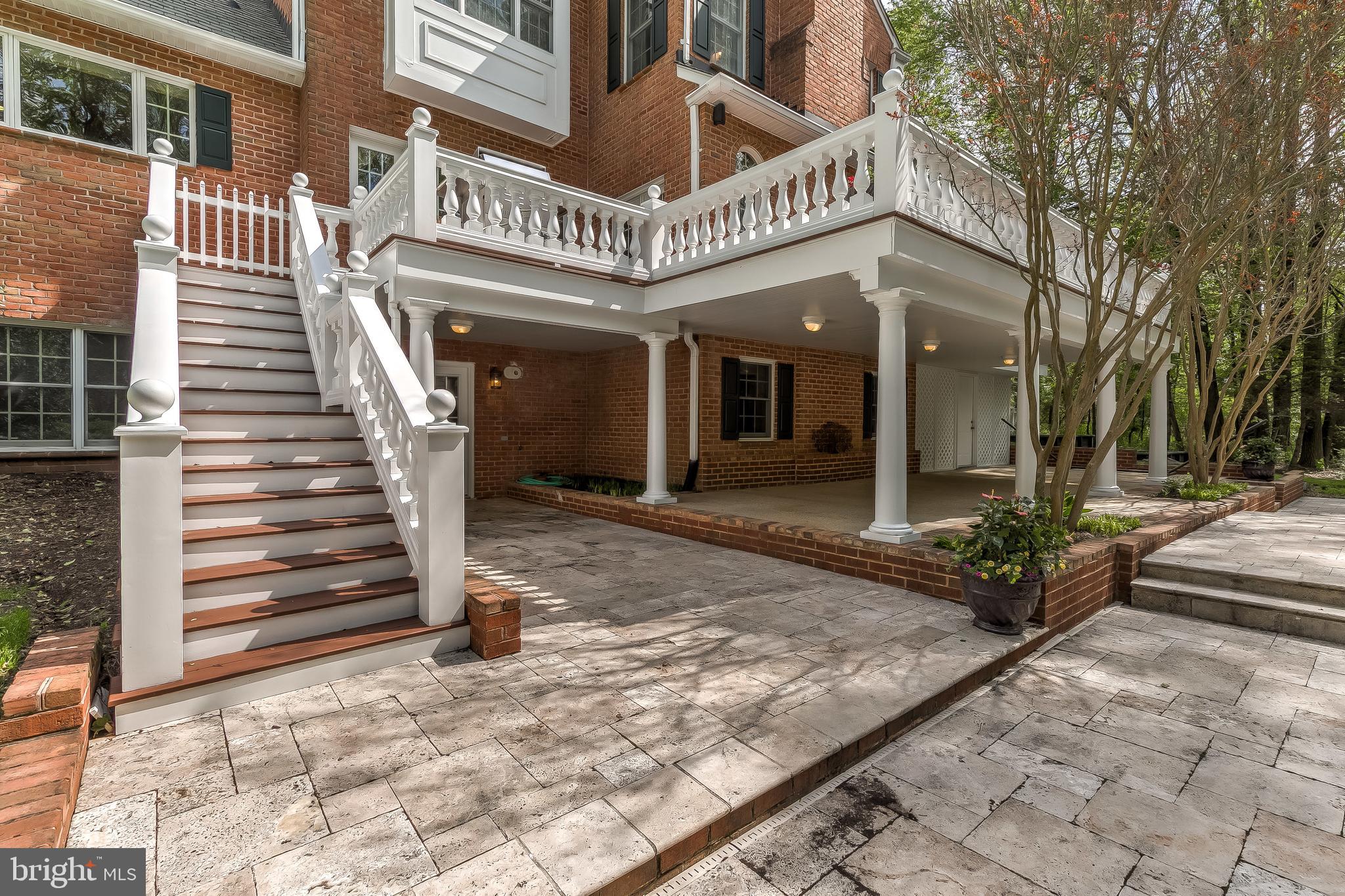 HUNTINGTON - Residential