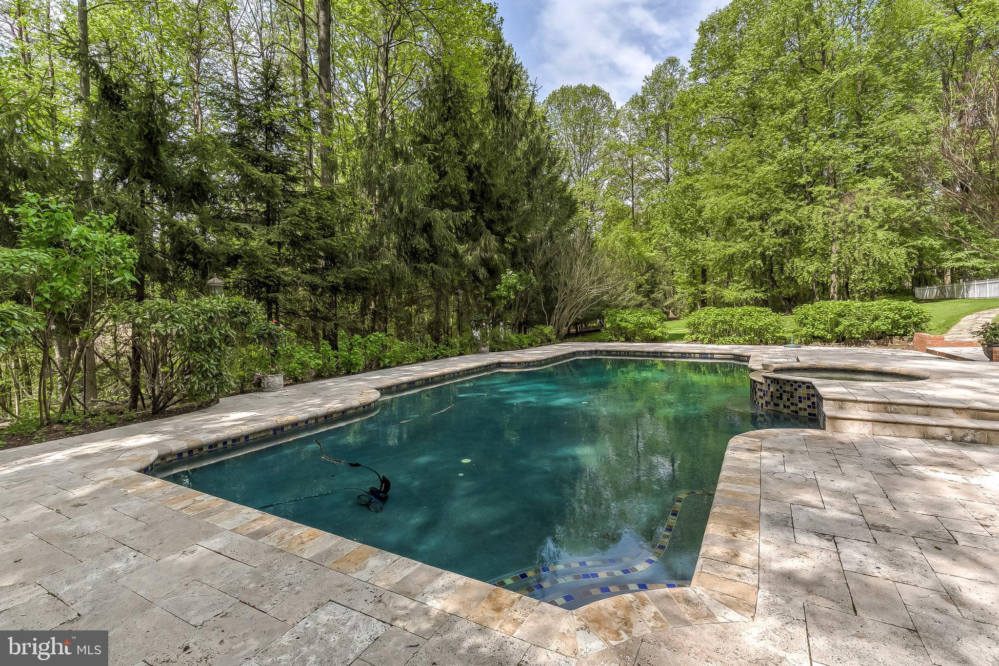 HUNTINGTON - Residential