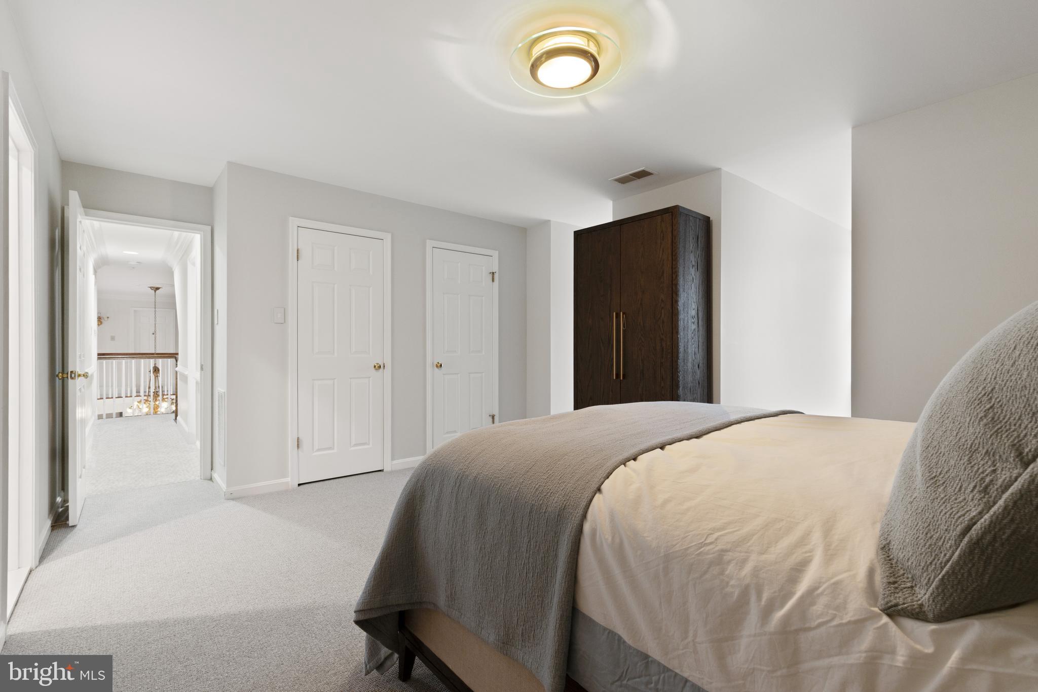 HUNTINGTON - Residential