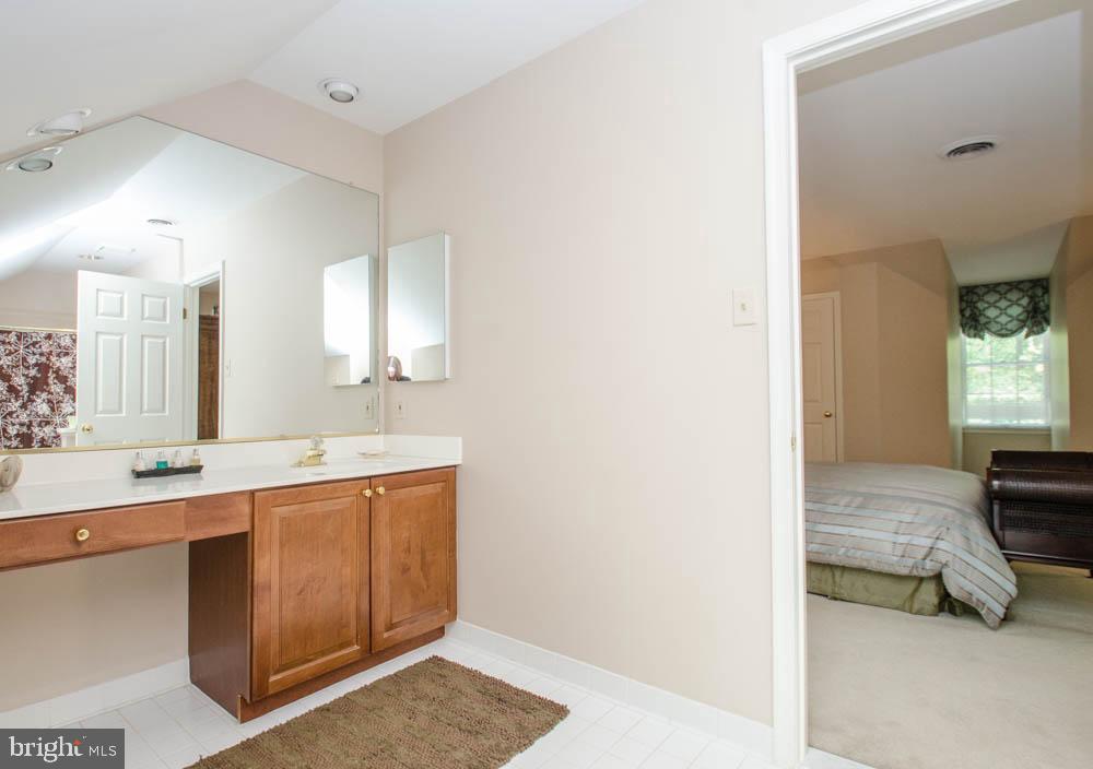 HUNTINGTON - Residential