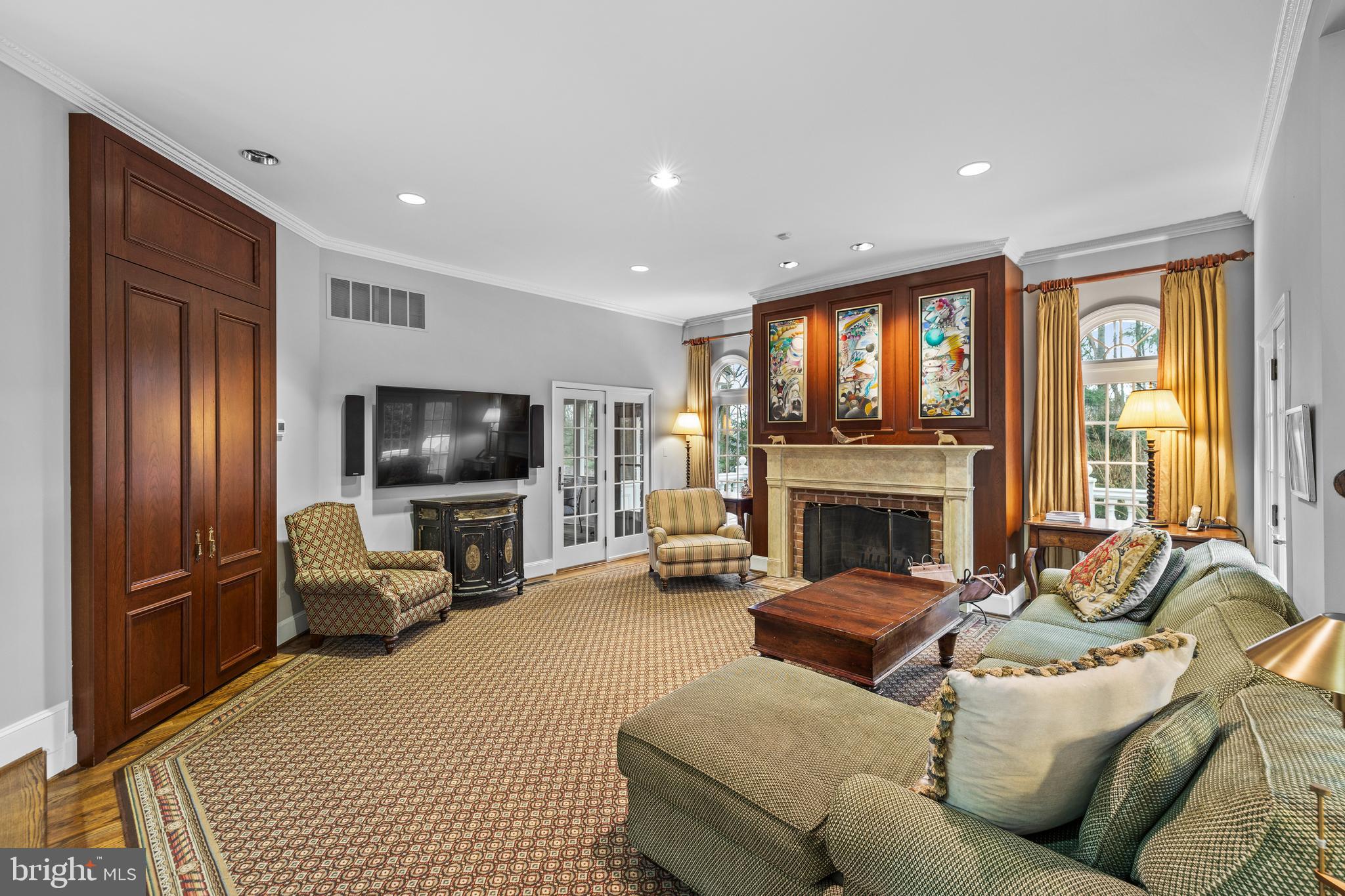 HUNTINGTON - Residential