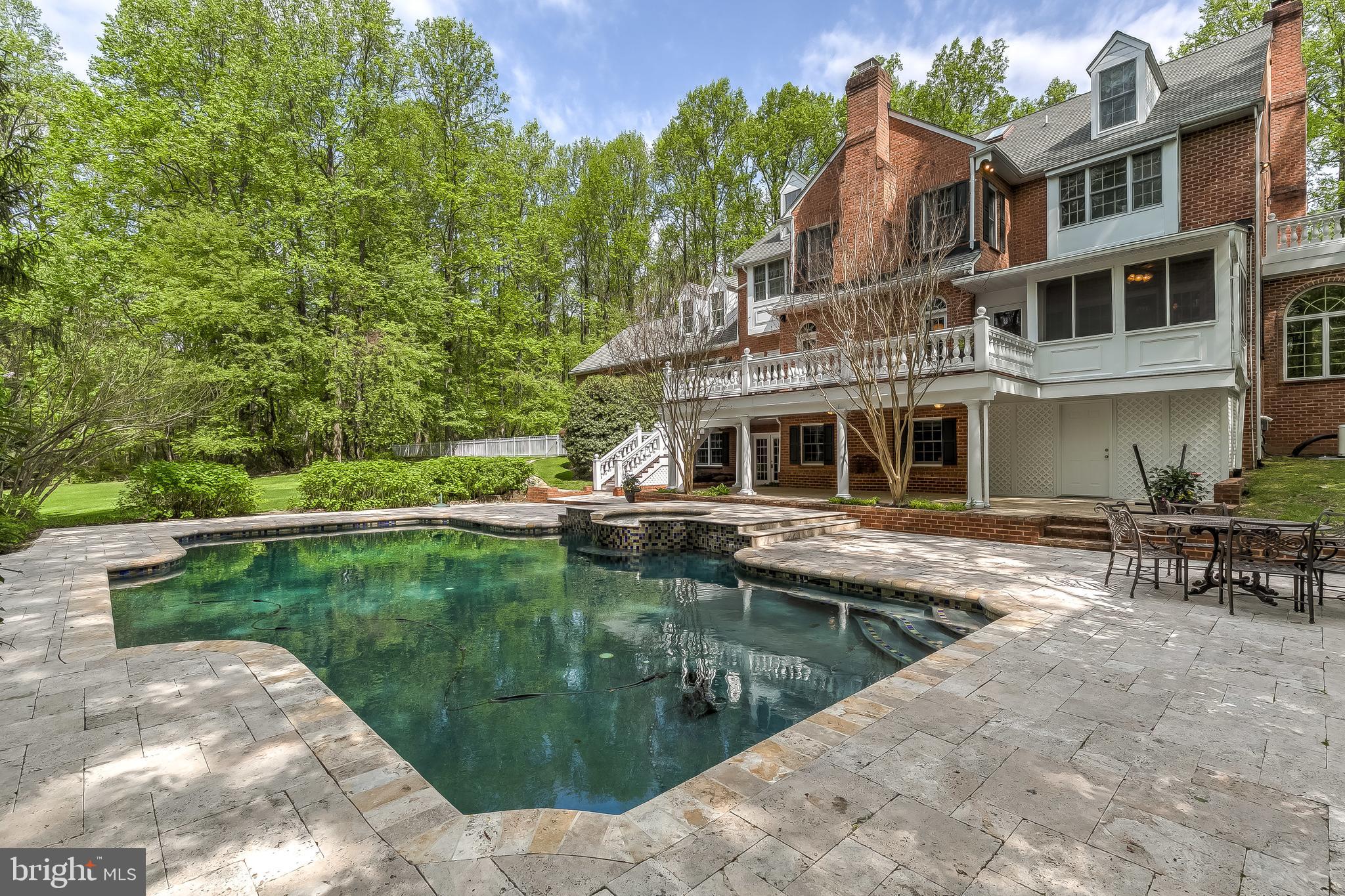 HUNTINGTON - Residential