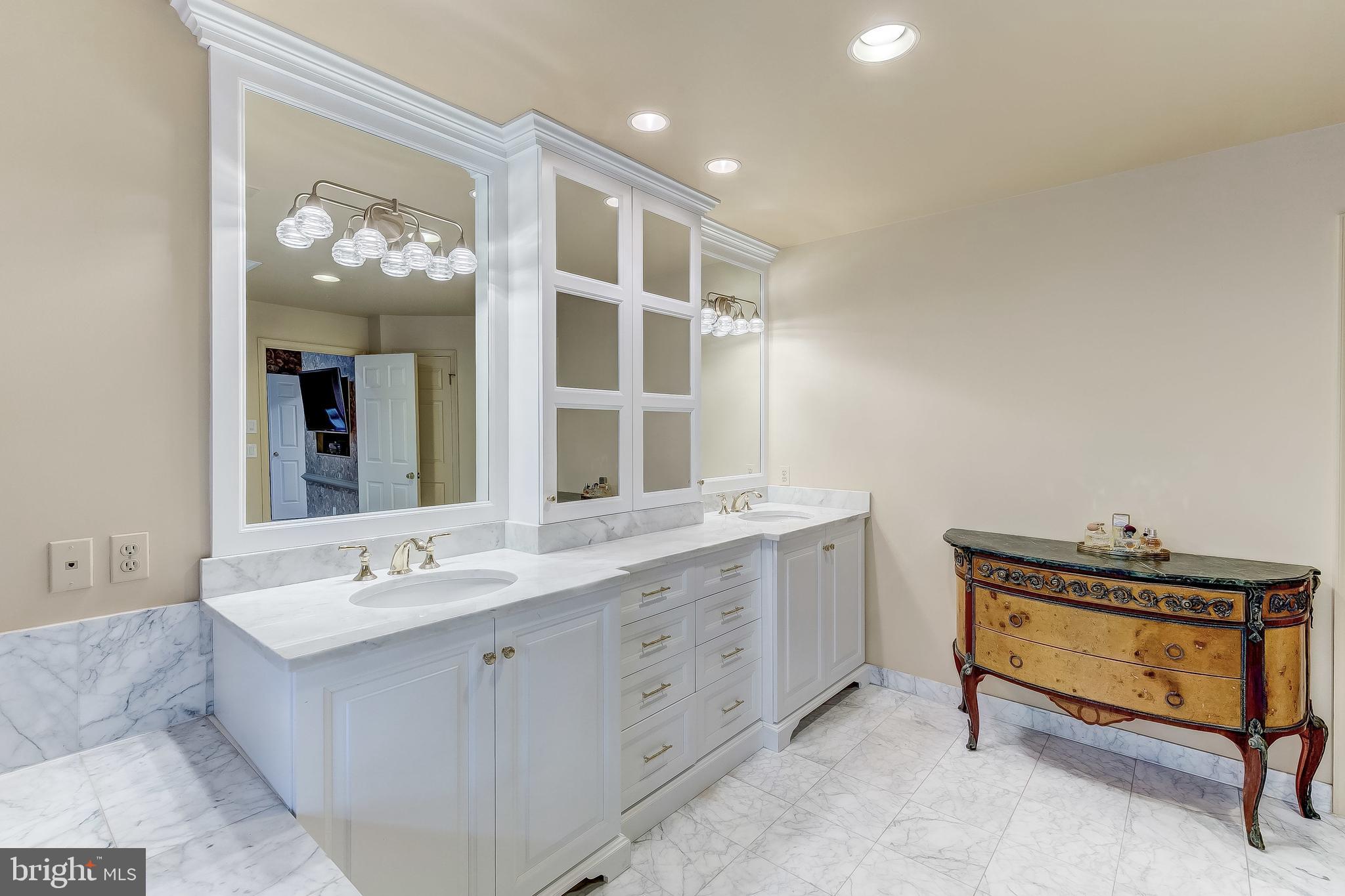 HUNTINGTON - Residential