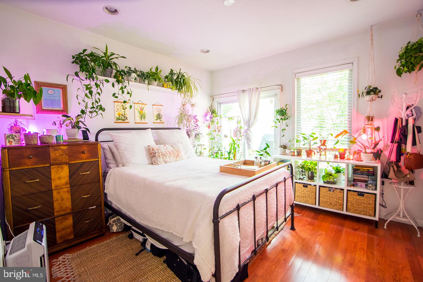 GRADUATE HOSPITAL - Residential Lease