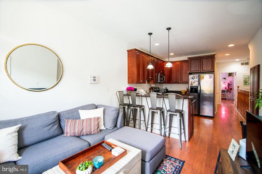 *Available 8/1/24*

Welcome to Unit 1 of 2007 Carpenter Street in Graduate Hospital! This beautiful 3 bedroom, 2.5 bath apartment has all the space and amenities to make for leisurely living in the city! Upon entry, enjoy a spacious living area with recessed lighting that leads into a gourmet kitchen complete with bar seating, granite countertops, and stainless steel appliances. The first floor also has a half bath and a gorgeous primary bedroom that contains an en-suite full bathroom, access to a large back patio that is perfect for summer entertaining, and dual closets. Downstairs, you will find two more bedrooms as well as a second full bathroom with a shower/tub. The apartment also has central air and its own laundry. Don’t miss out on this wonderful place before it’s too late!

*Pets permitted with owner approval. $40/mo pet rent required per pet.
*Internet wired for Comcast