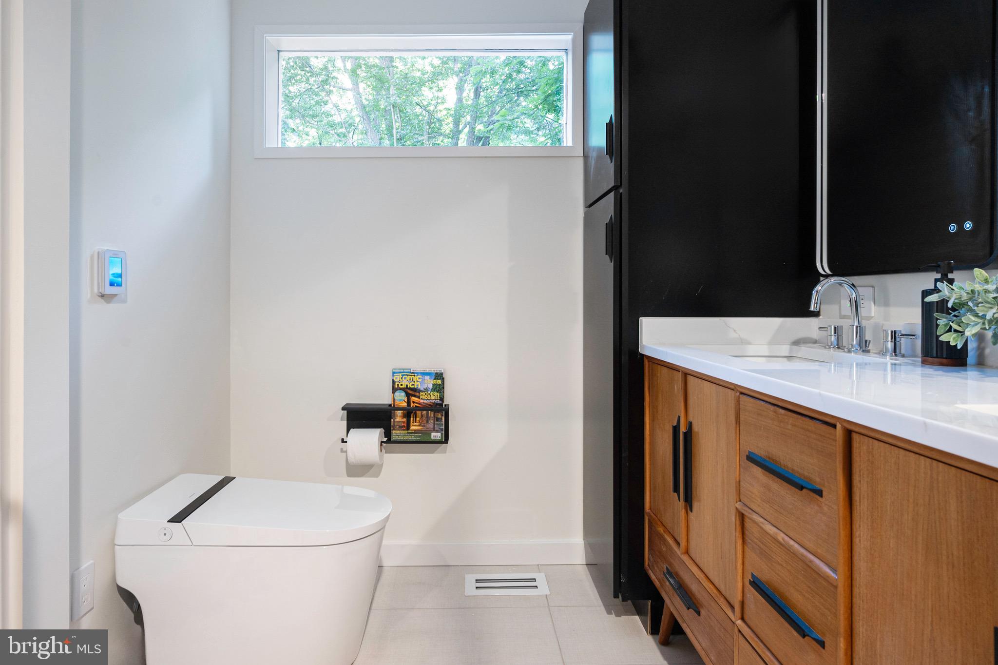 HOLLIN HILLS - Residential