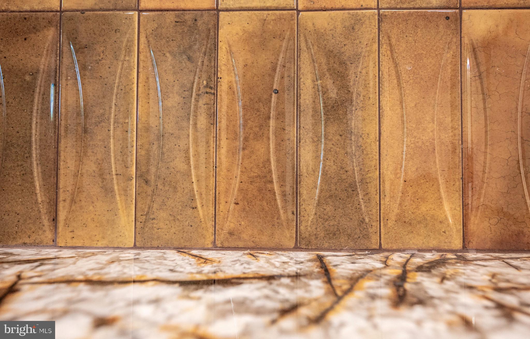 HOLLIN HILLS - Residential