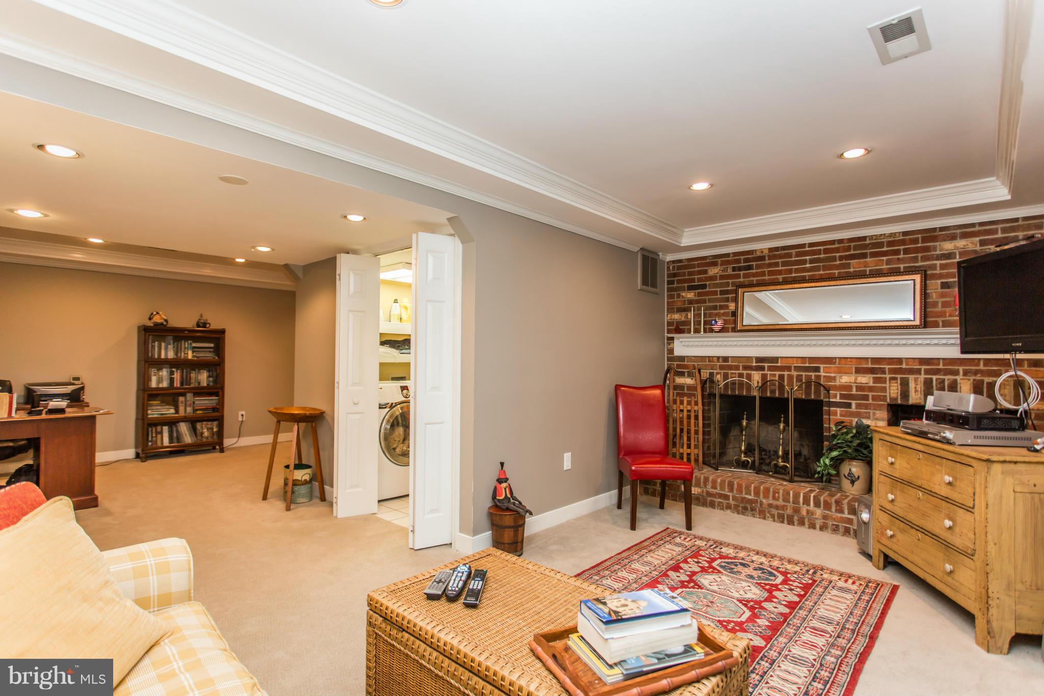 WOODLAWN - Residential