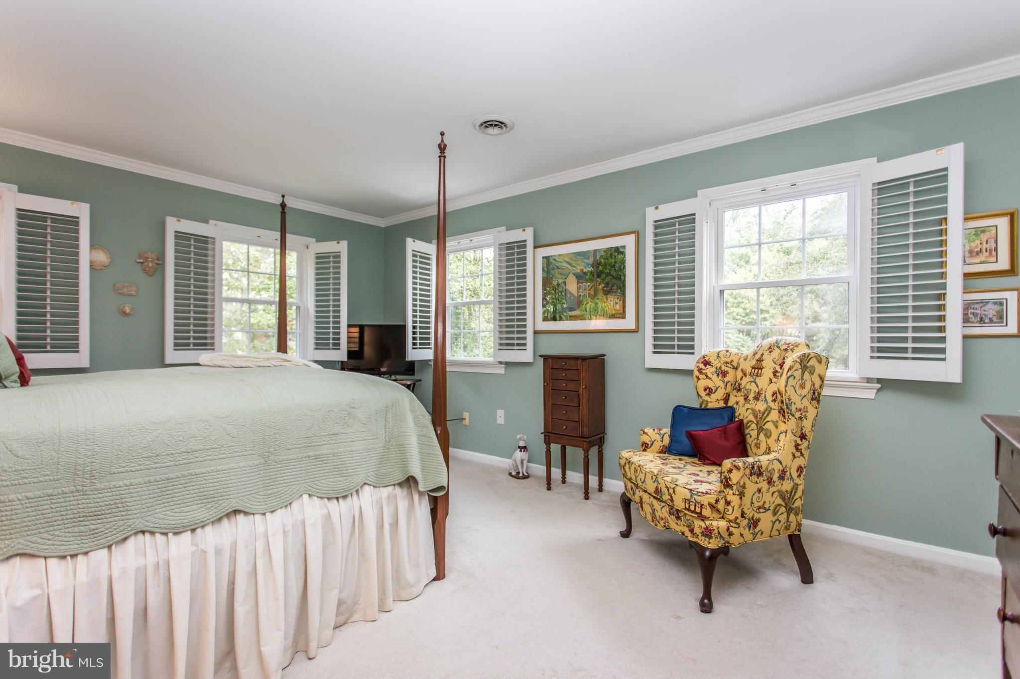 WOODLAWN - Residential