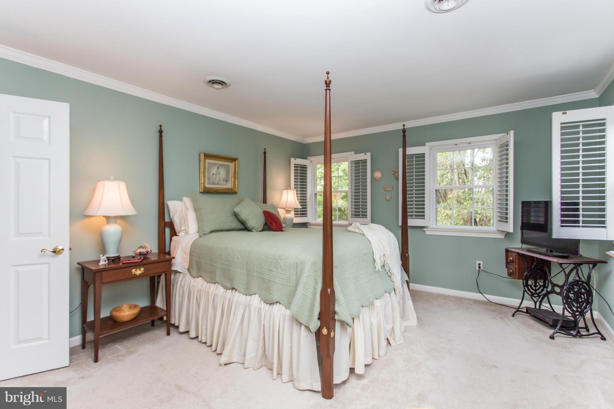 WOODLAWN - Residential