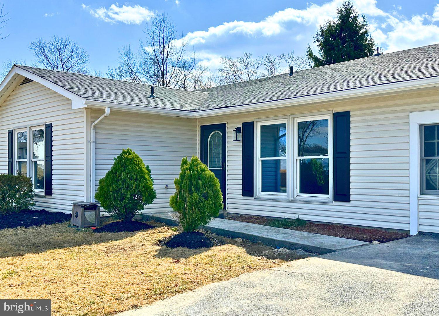 THE PROVINCES - Residential