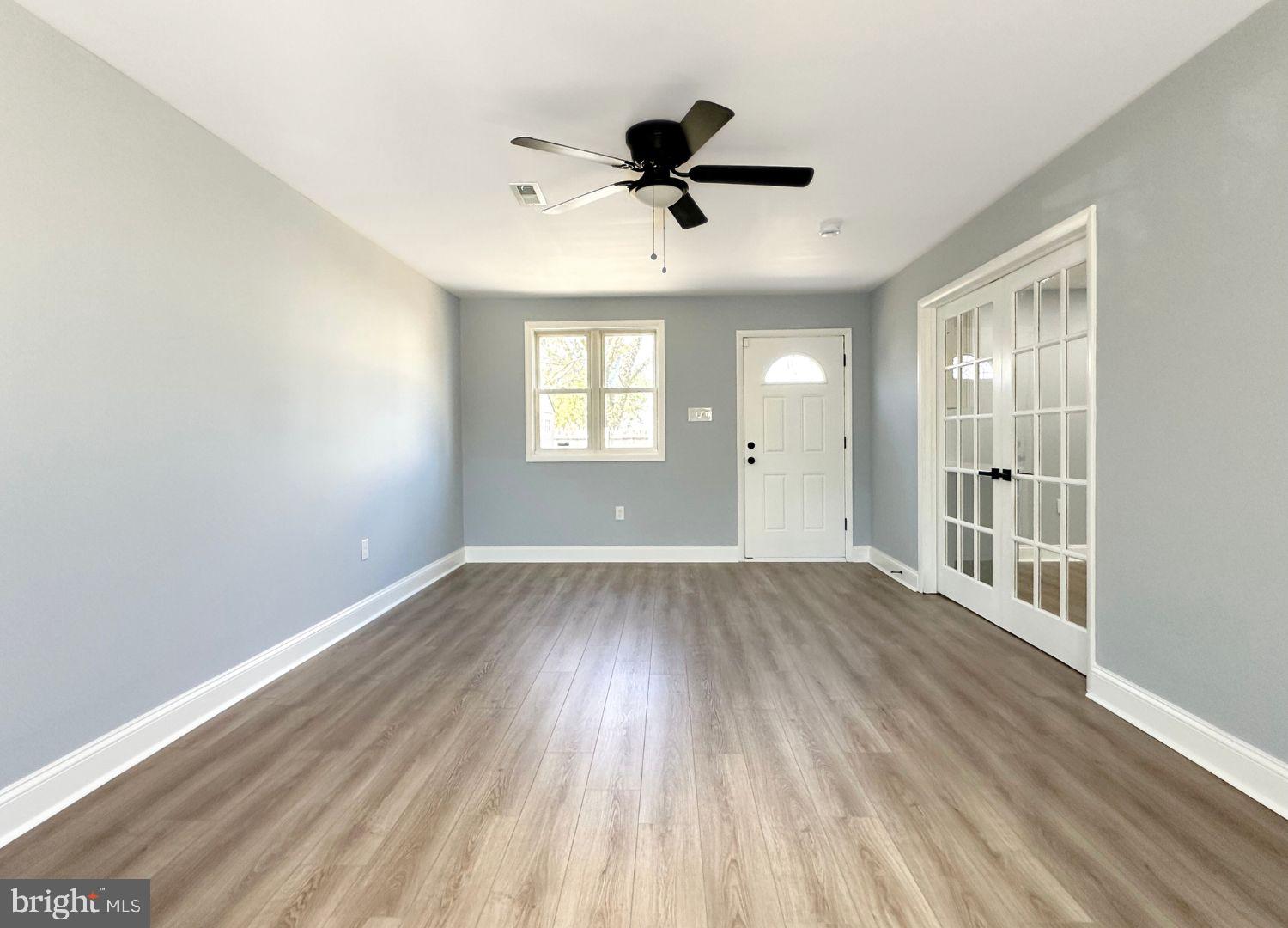 THE PROVINCES - Residential