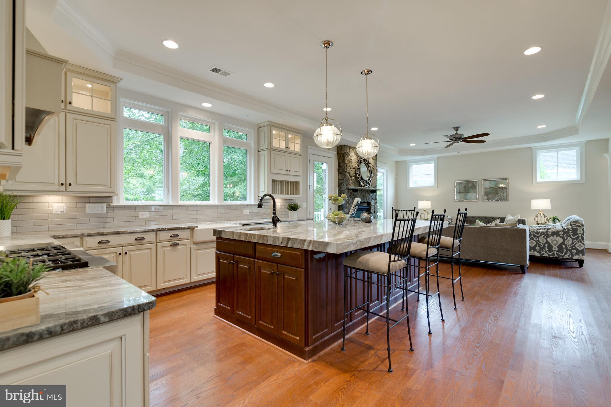 CHESTERBROOK WOODS - Residential