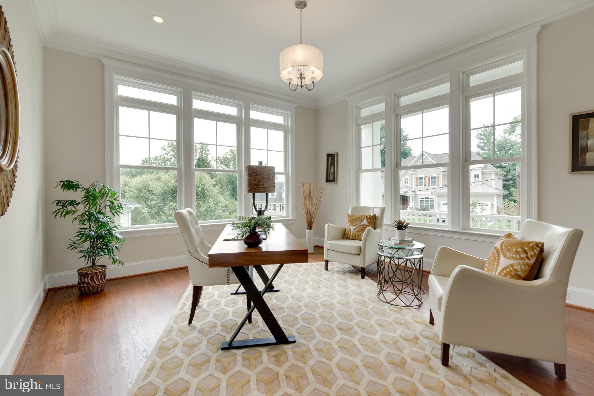 CHESTERBROOK WOODS - Residential