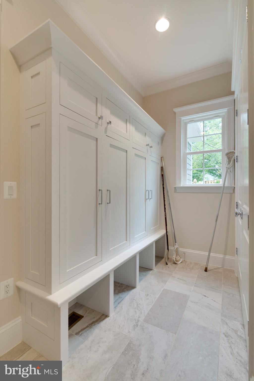 CHESTERBROOK WOODS - Residential