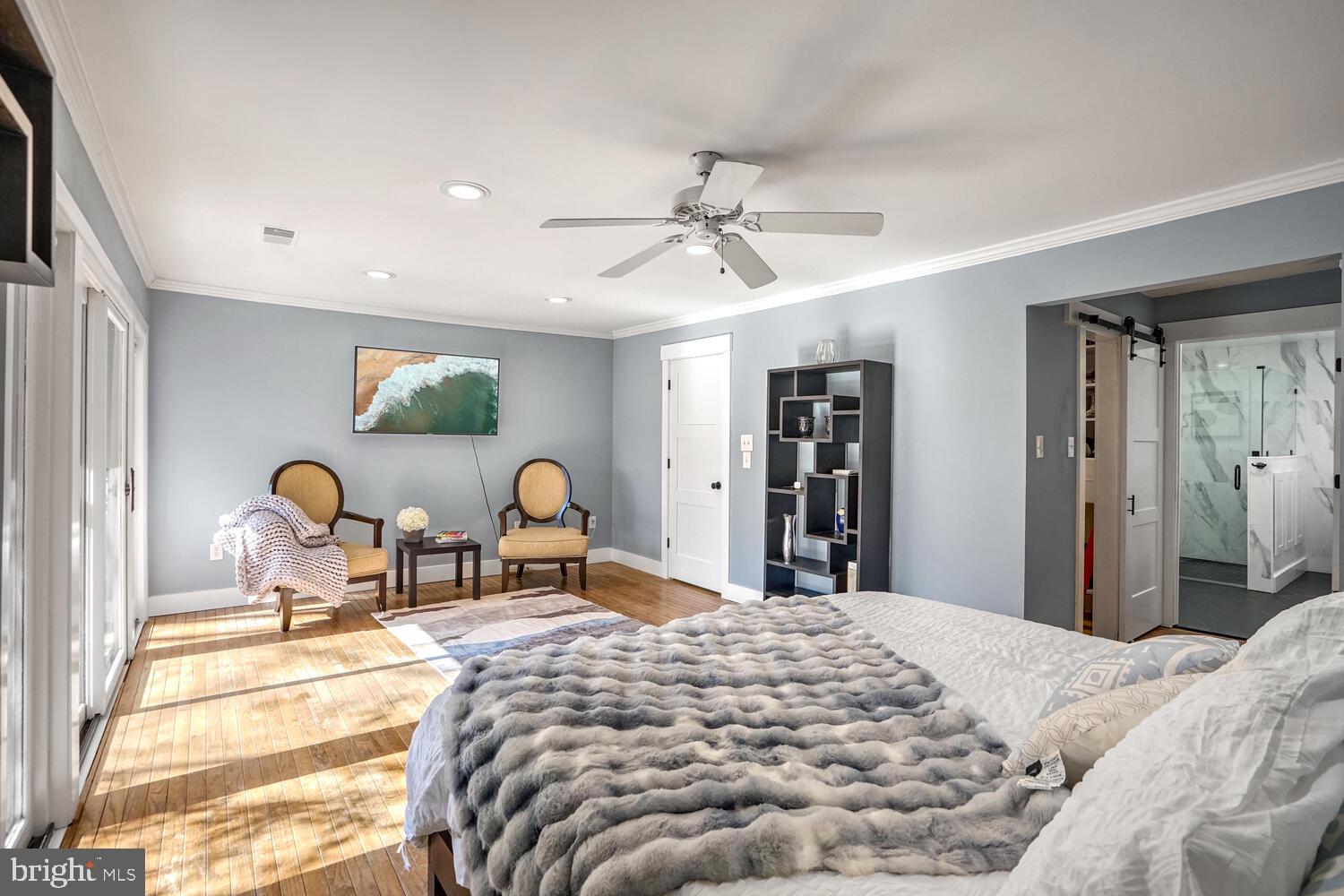 CONGRESSIONAL COUNTRY CLUB ESTATES - Residential