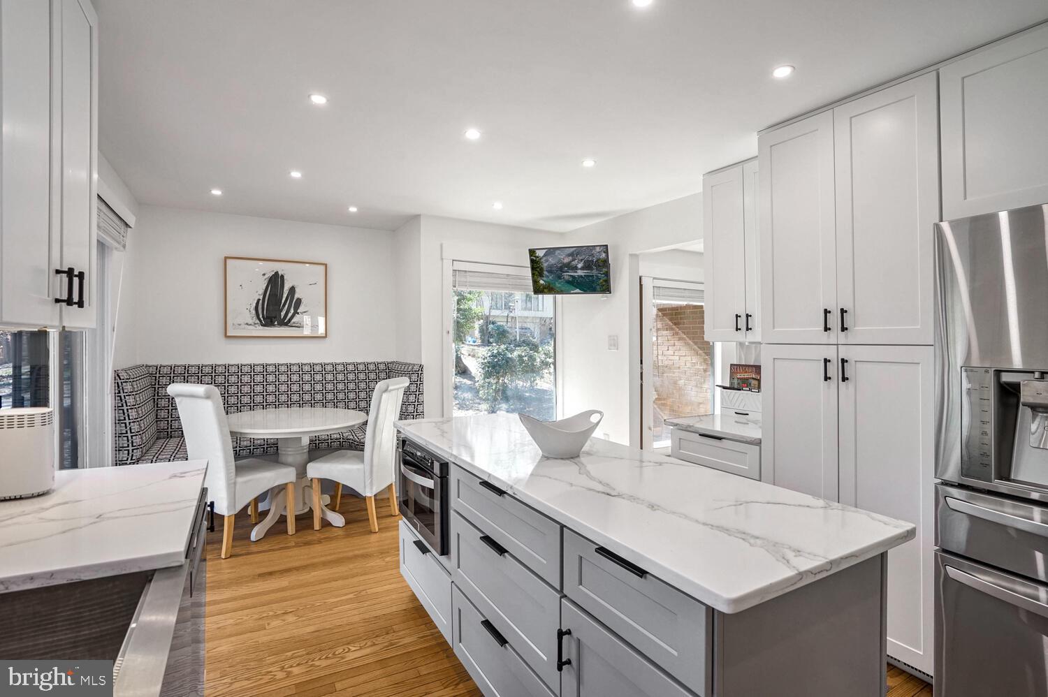 CONGRESSIONAL COUNTRY CLUB ESTATES - Residential