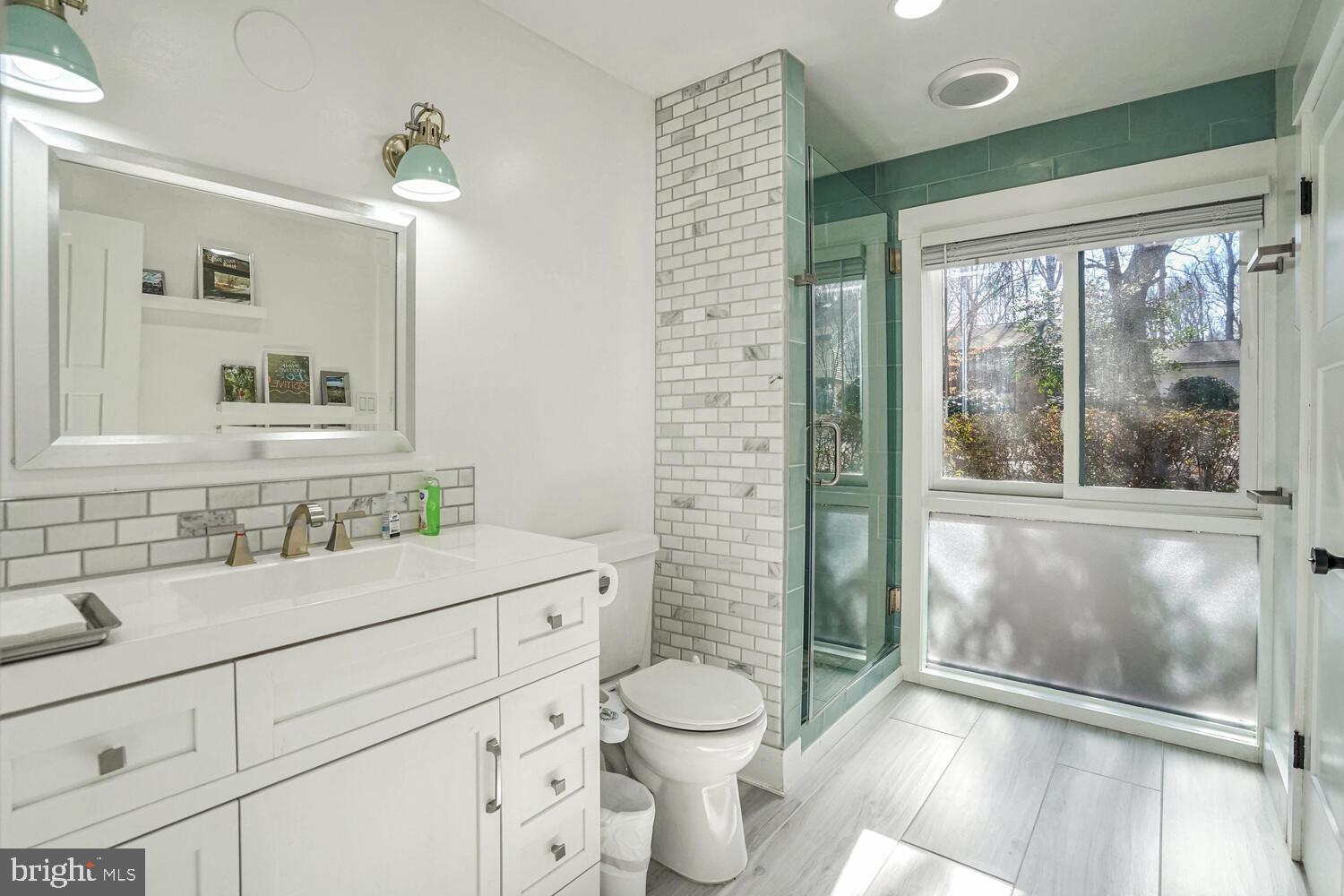 CONGRESSIONAL COUNTRY CLUB ESTATES - Residential