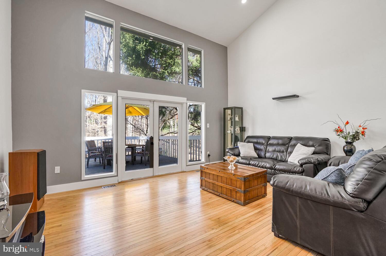 CONGRESSIONAL COUNTRY CLUB ESTATES - Residential