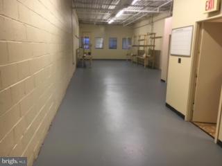 EDGEWORTH COMMERCIAL CEN - Commercial Lease