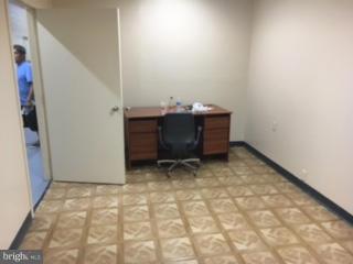 EDGEWORTH COMMERCIAL CEN - Commercial Lease