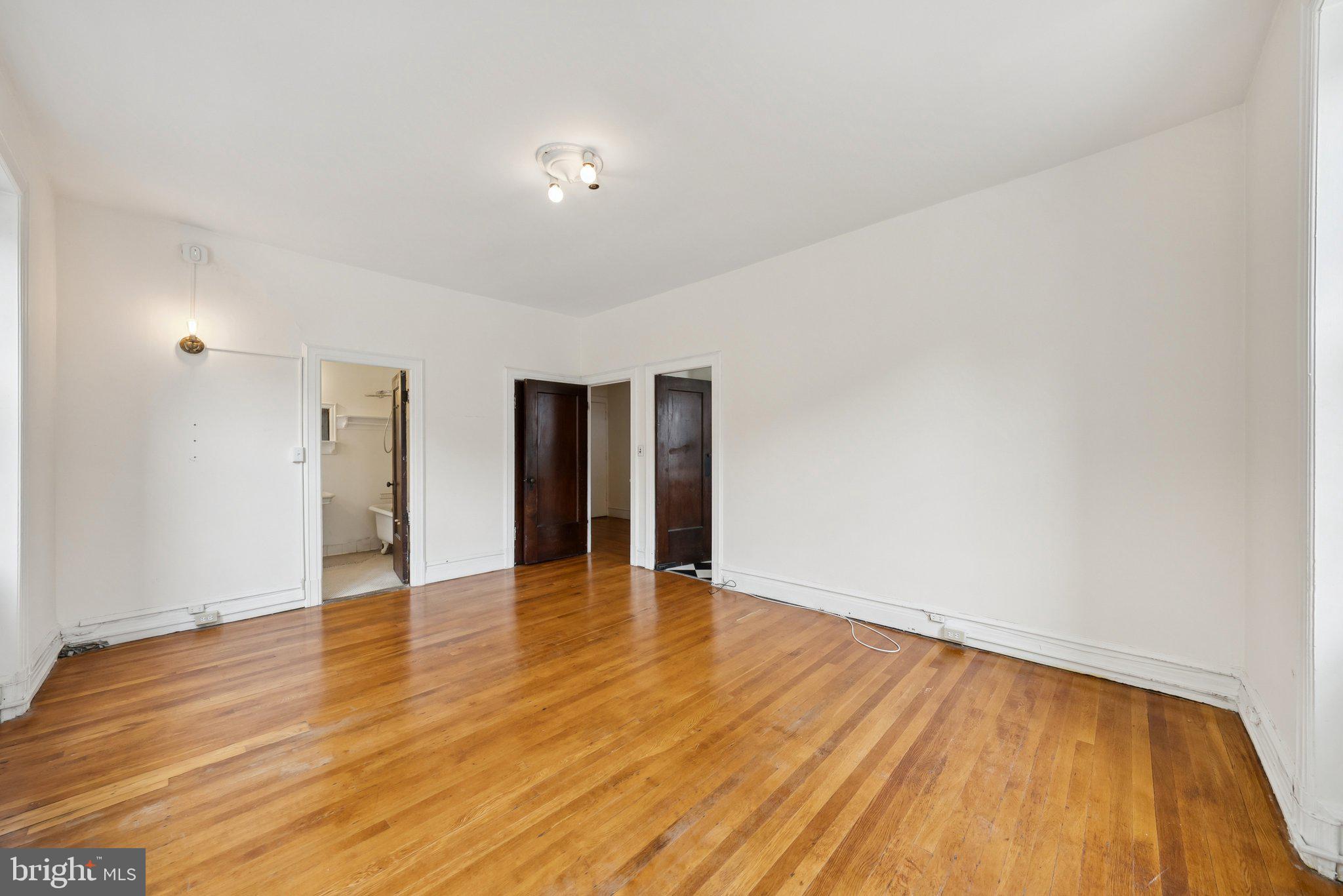 1725 17TH STREET NW 102