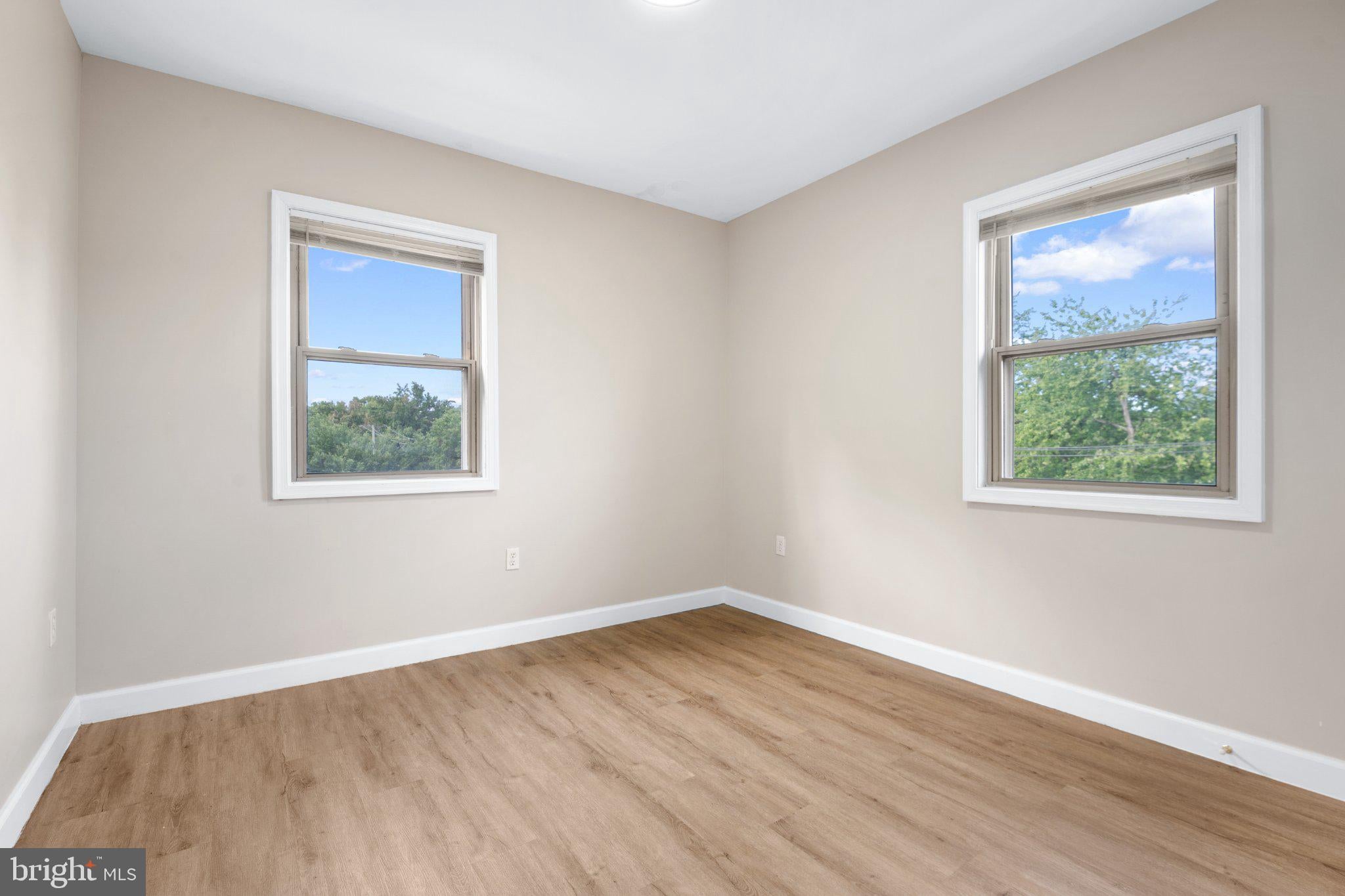 4190 LIVINGSTON ROAD SE
