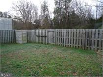 AUSTIN RUN TOWNHOUSES - Residential Lease