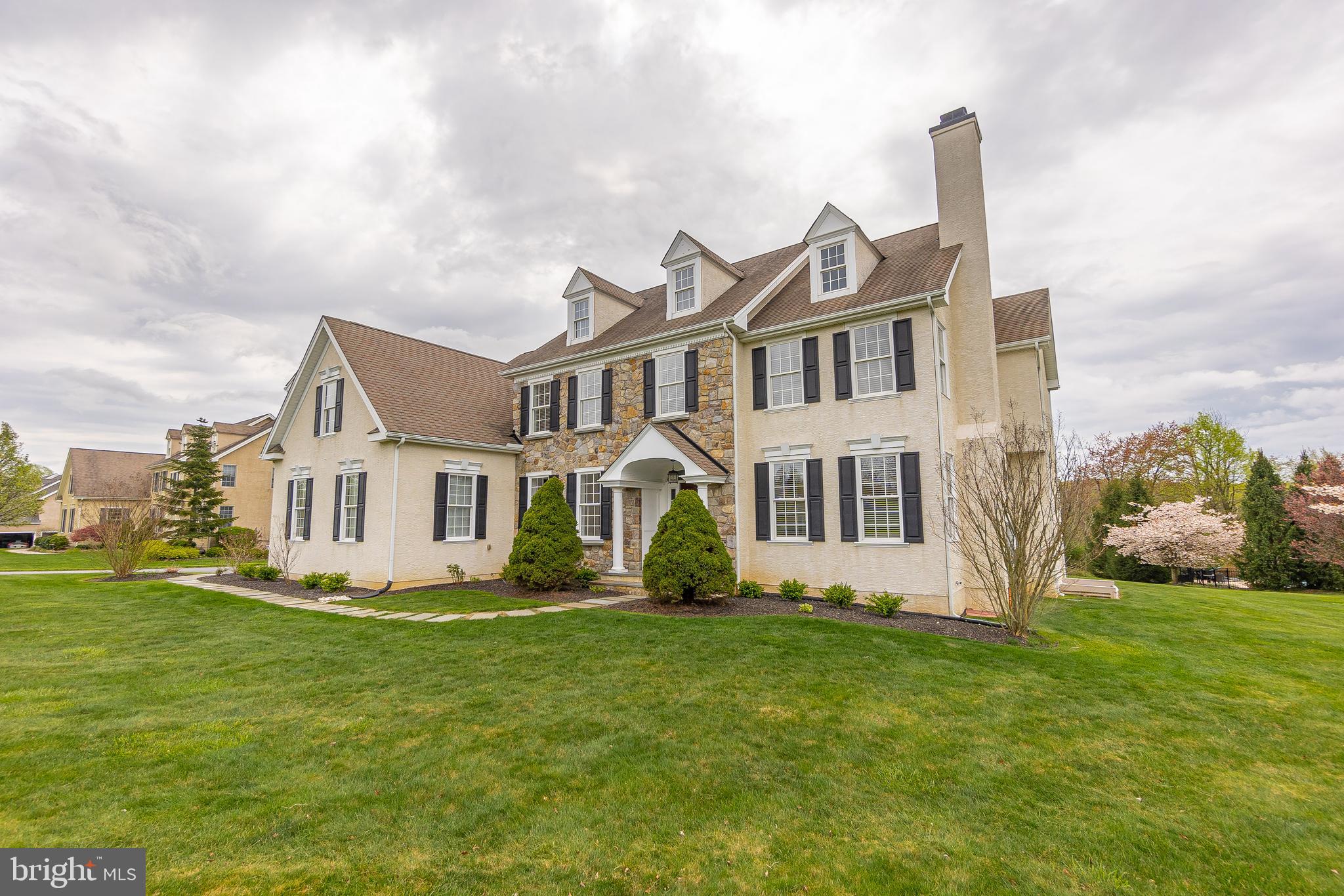 THE MEADOWS - Residential