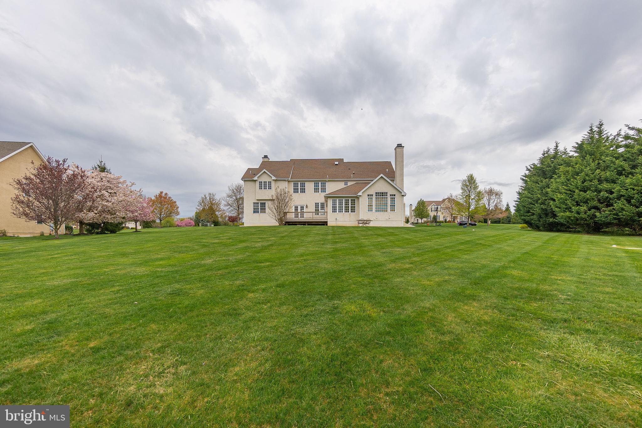 THE MEADOWS - Residential