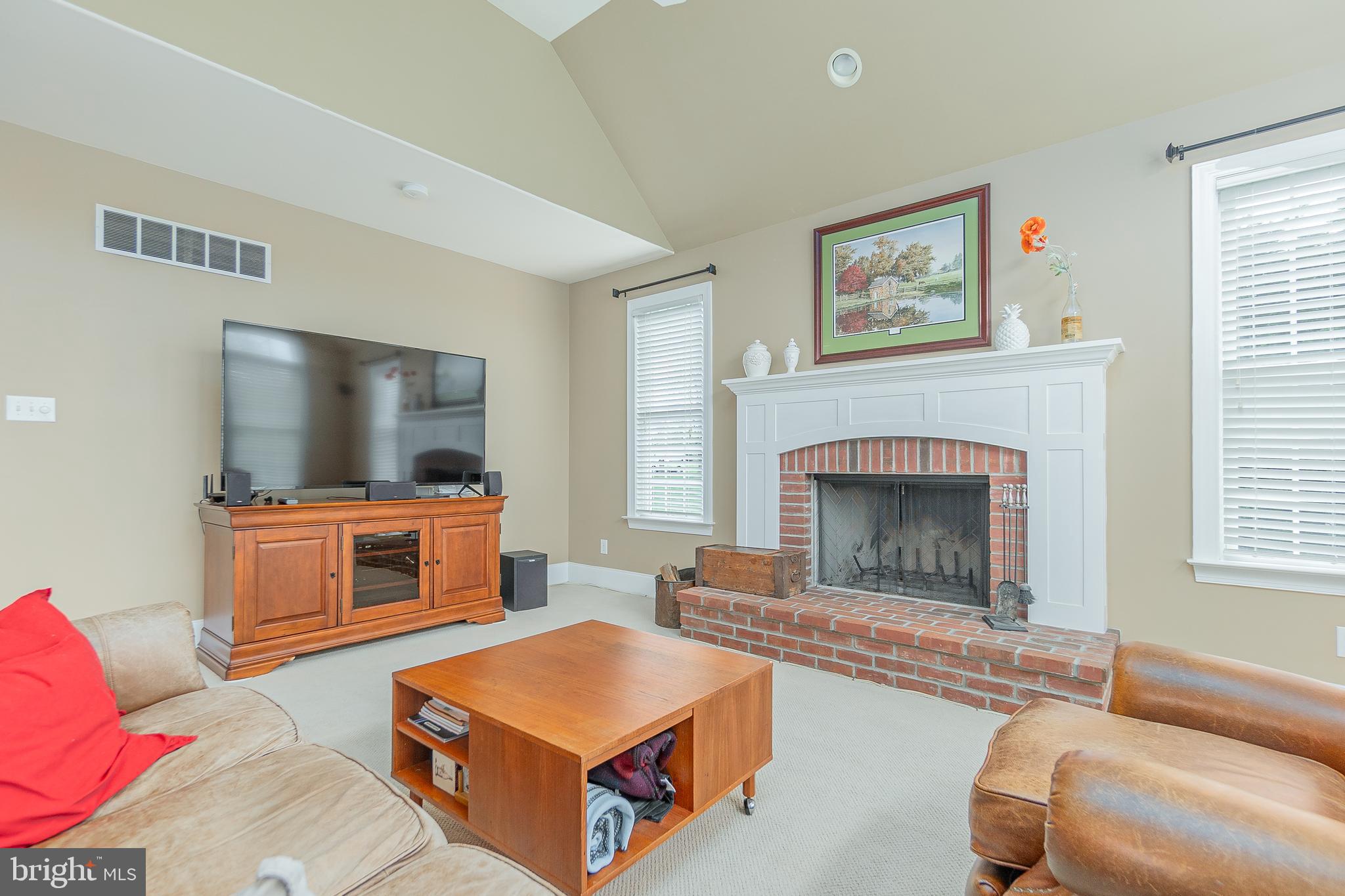 THE MEADOWS - Residential
