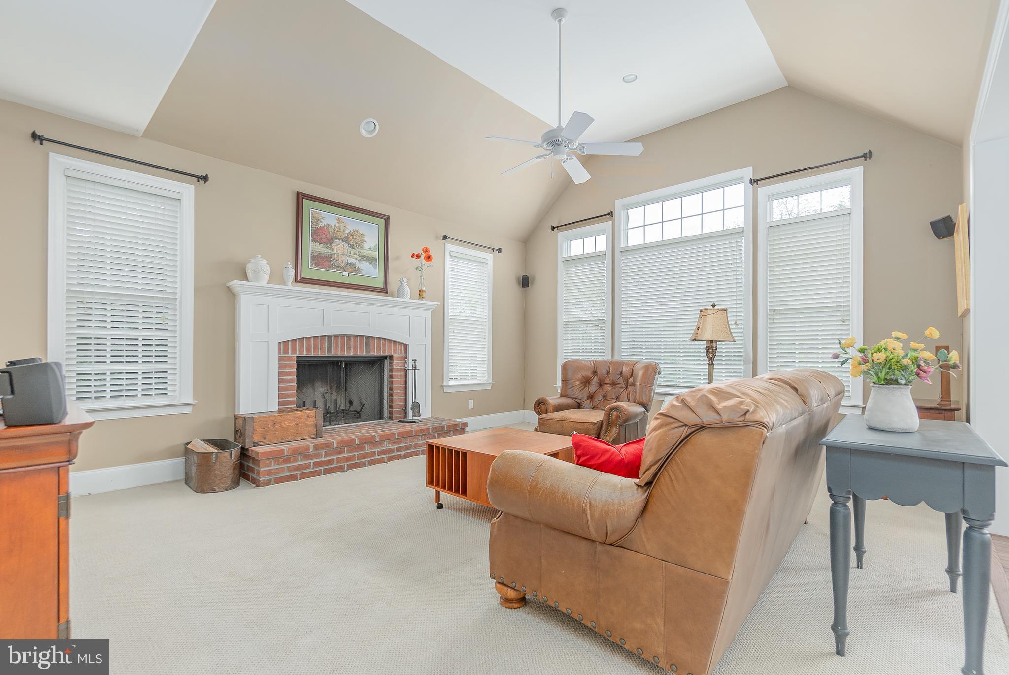 THE MEADOWS - Residential