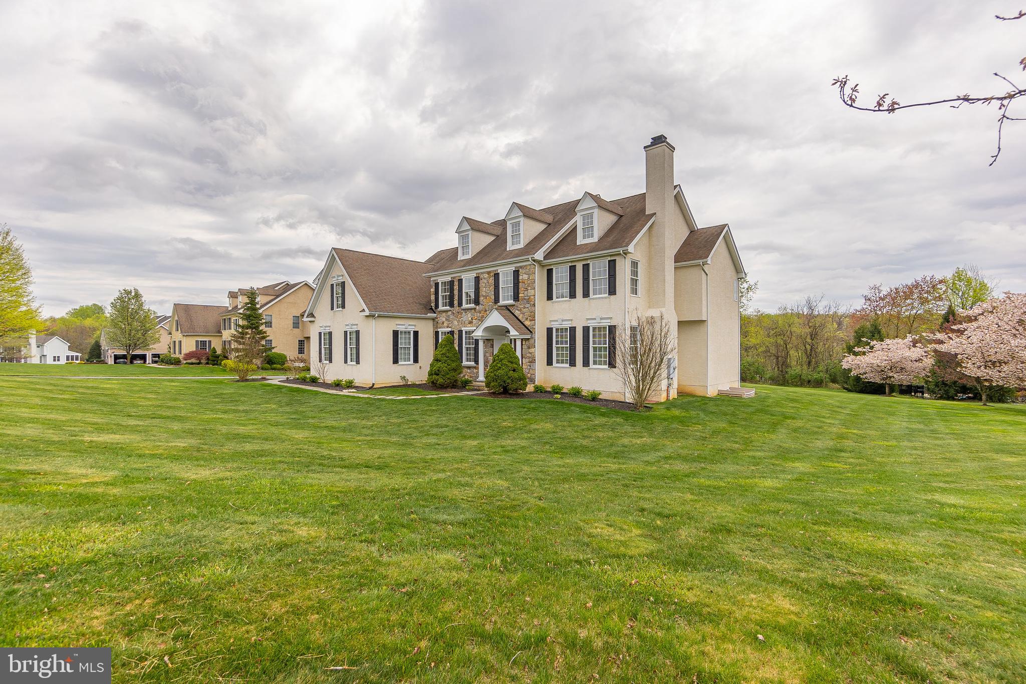 THE MEADOWS - Residential