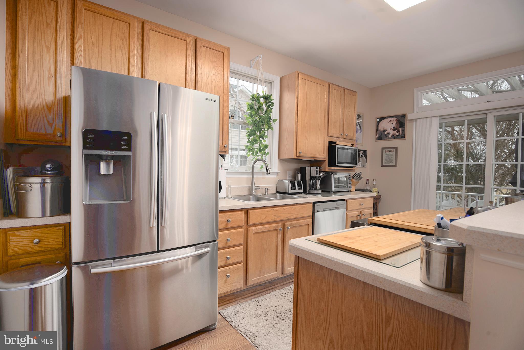 OAK HOLLOW - Residential