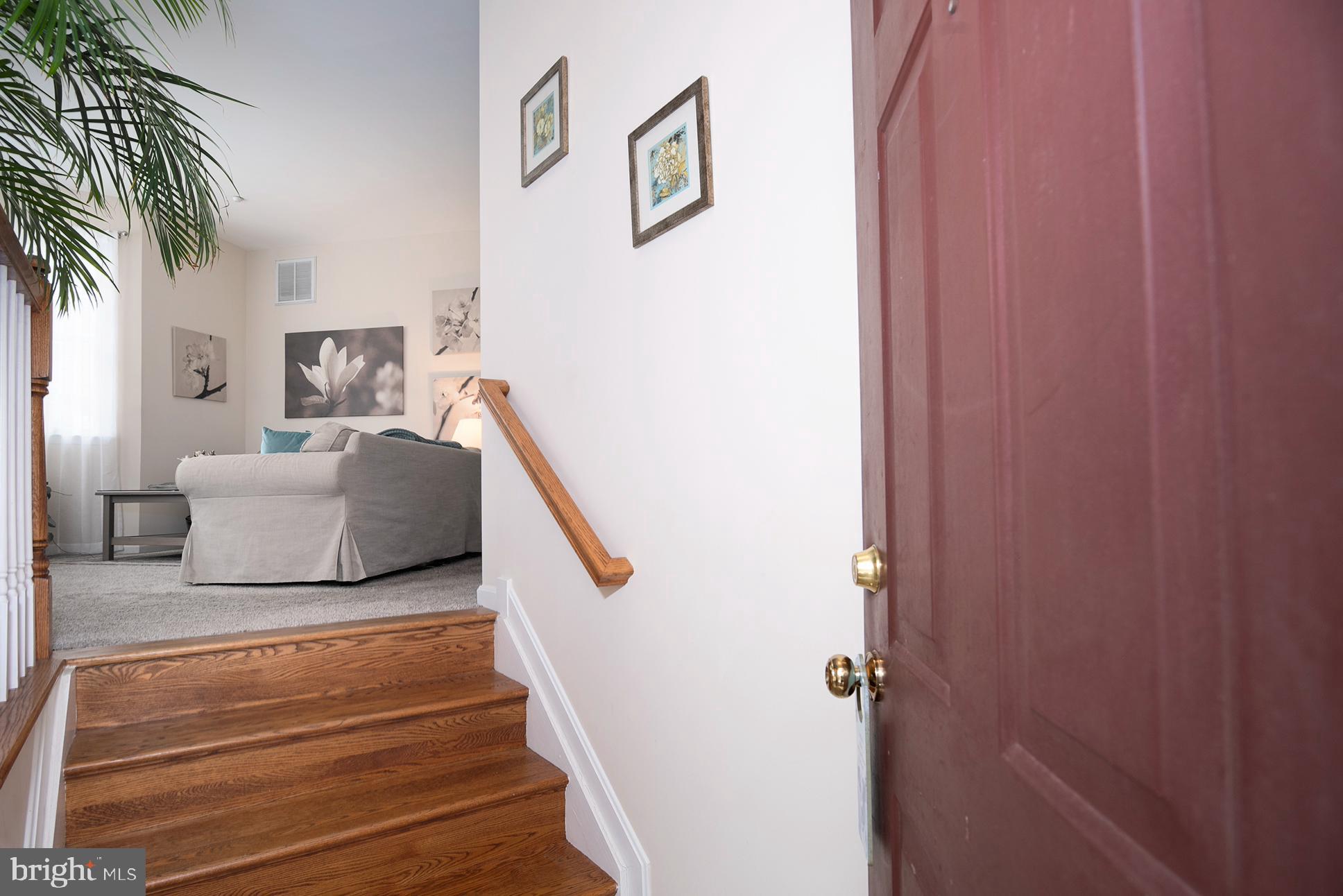 OAK HOLLOW - Residential