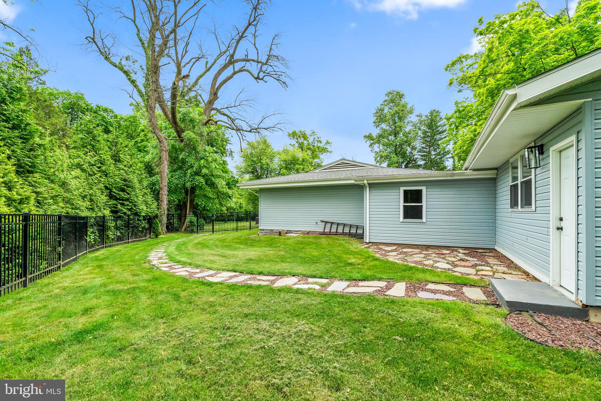 ALLGATES - Residential